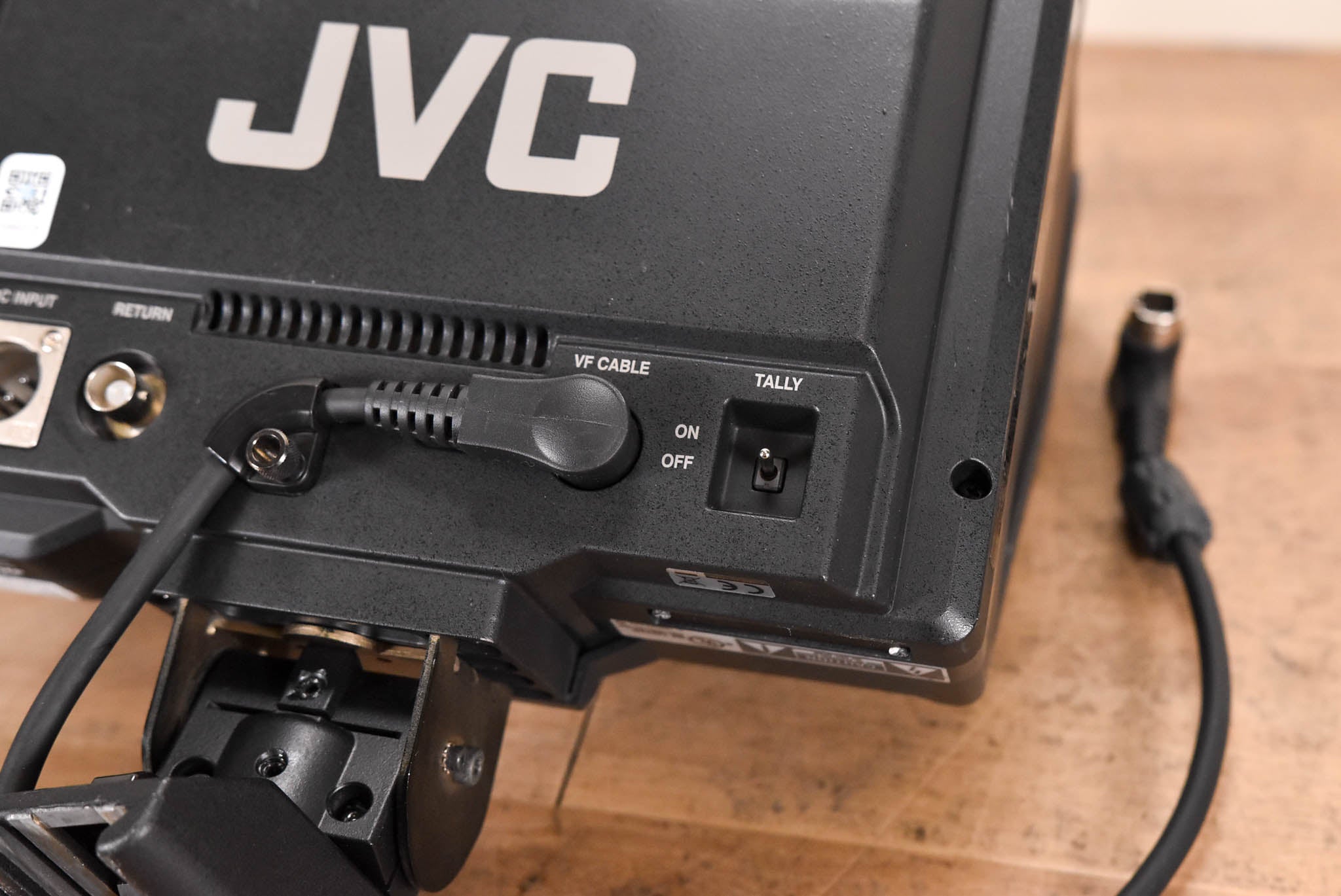 JVC VF-HP840U 8.4-in HD/SD Studio Viewfinder