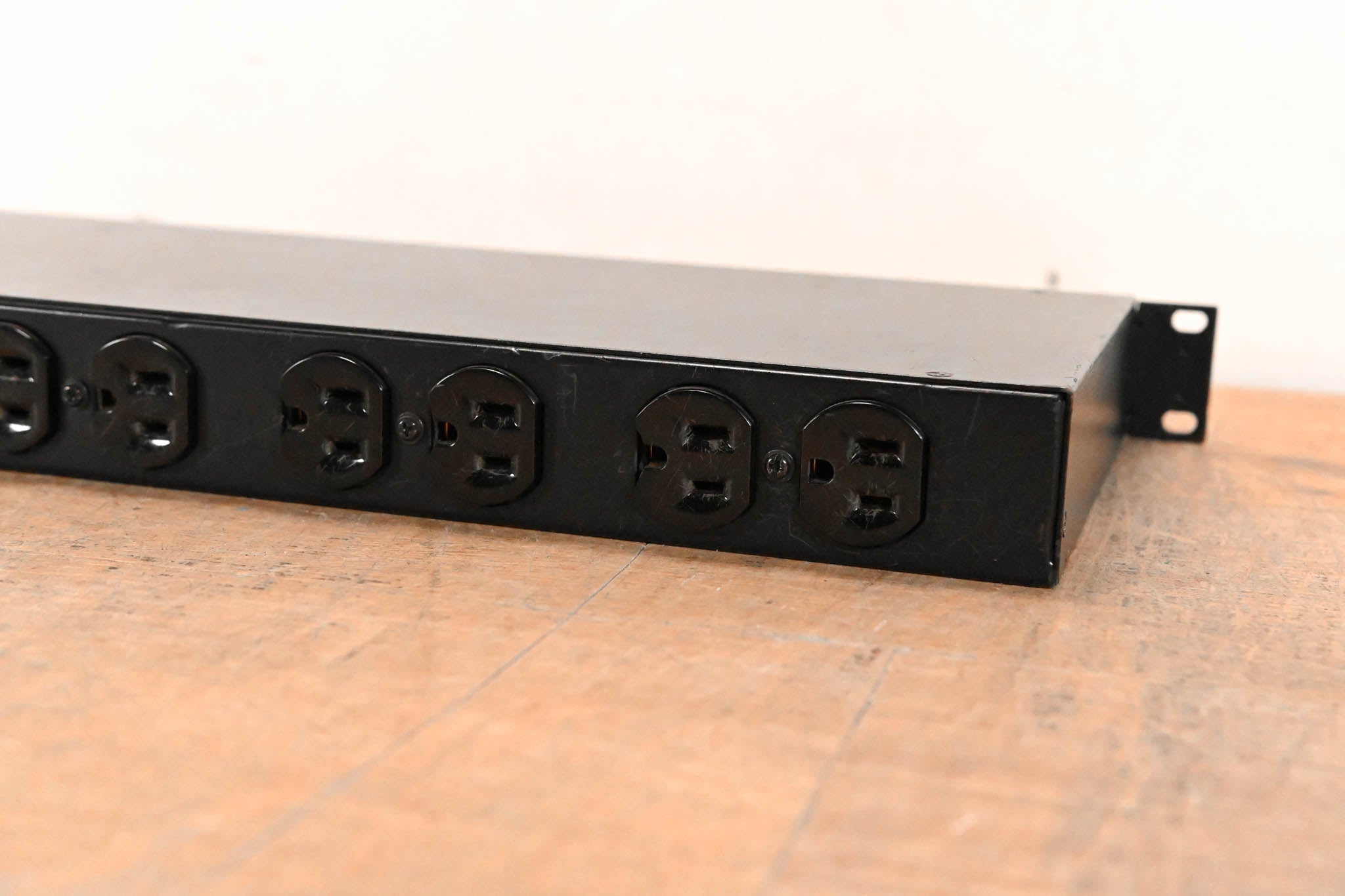 ETA Systems PD8 Conditioned Power Distribution Unit
