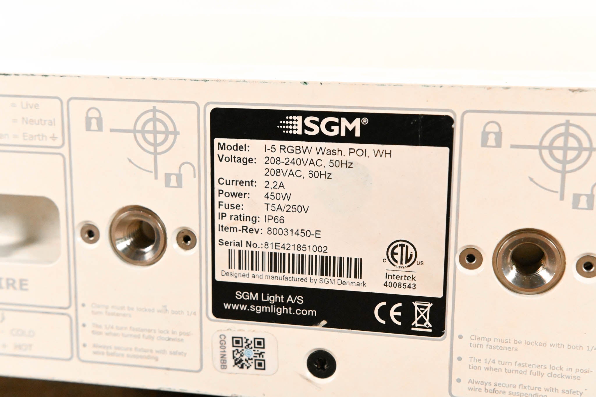 SGM i·5 RGBW POI Outdoor LED Wash Light