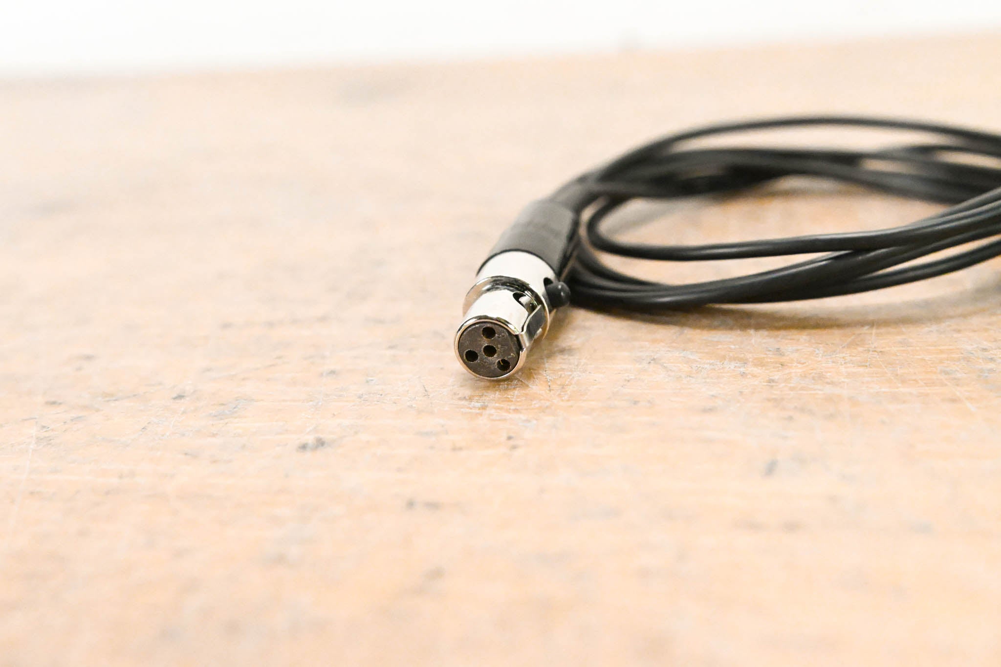 Shure WL185 Cardioid TQG Lavalier Microphone with TA4F Connector