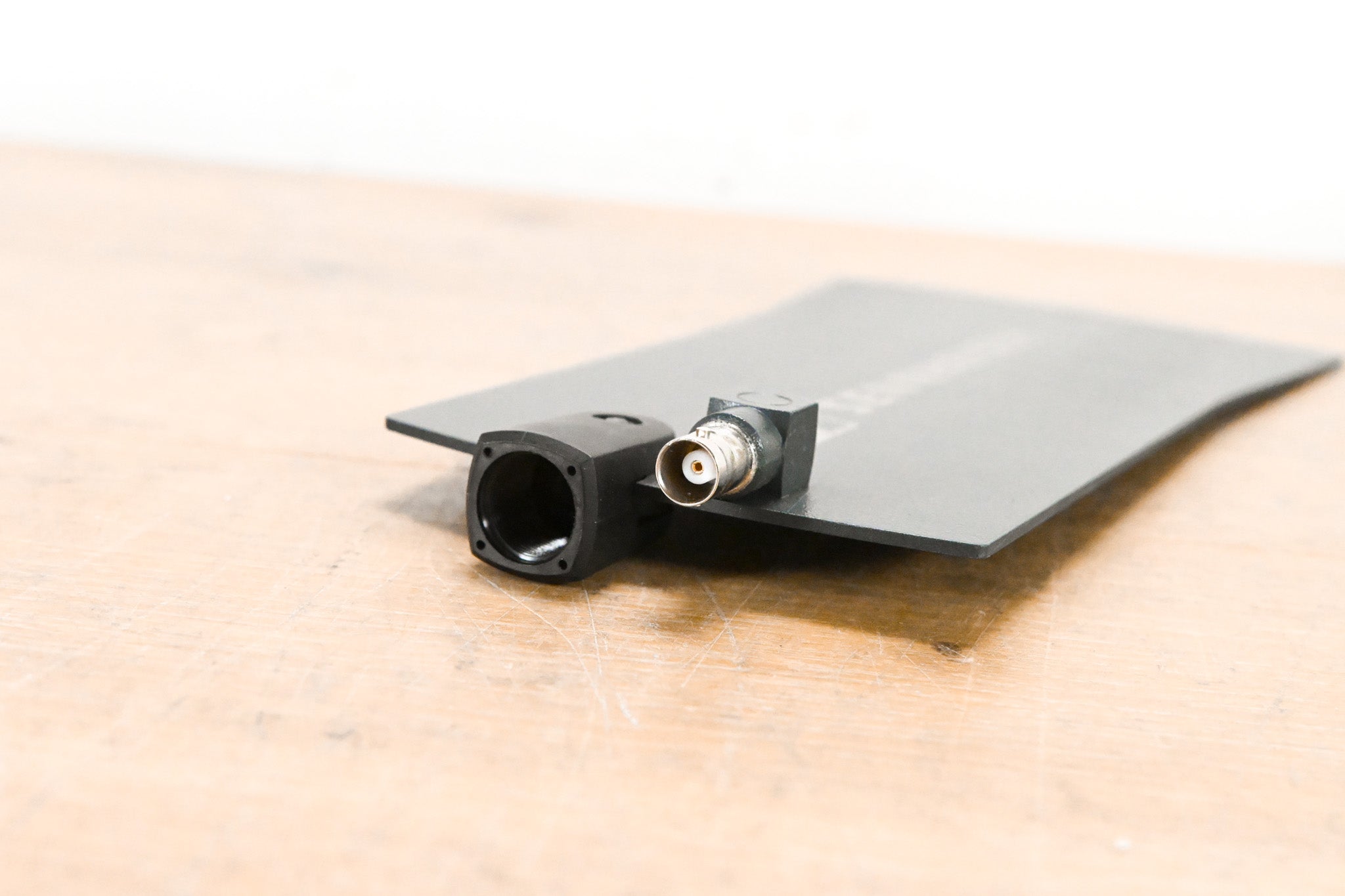 Sennheiser A 1031-U Omnidirectional UHF Antenna