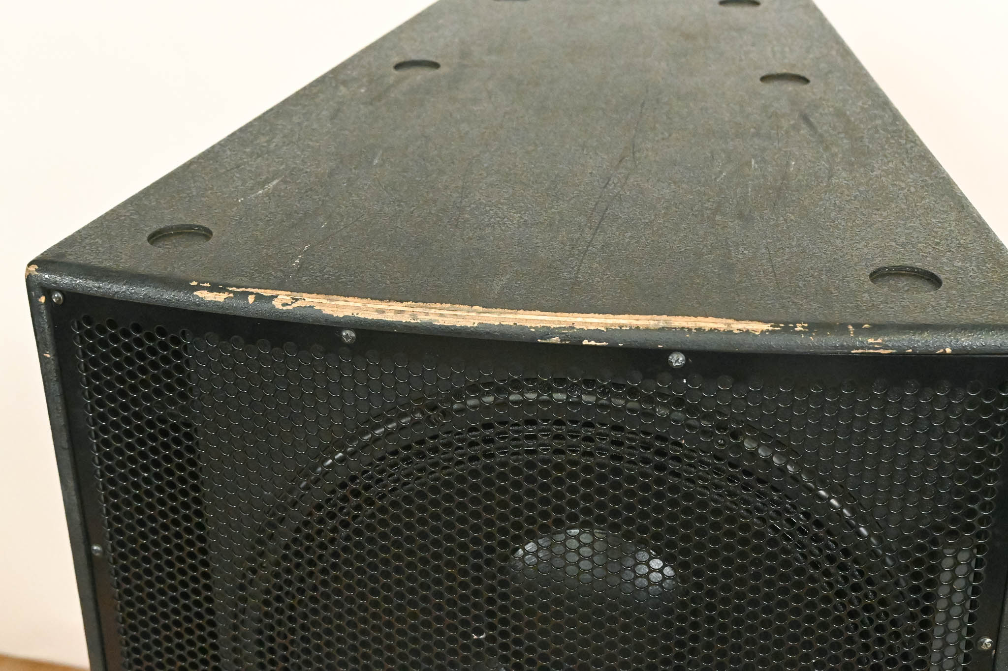 EAW LA128z Dual 18" Passive Subwoofer