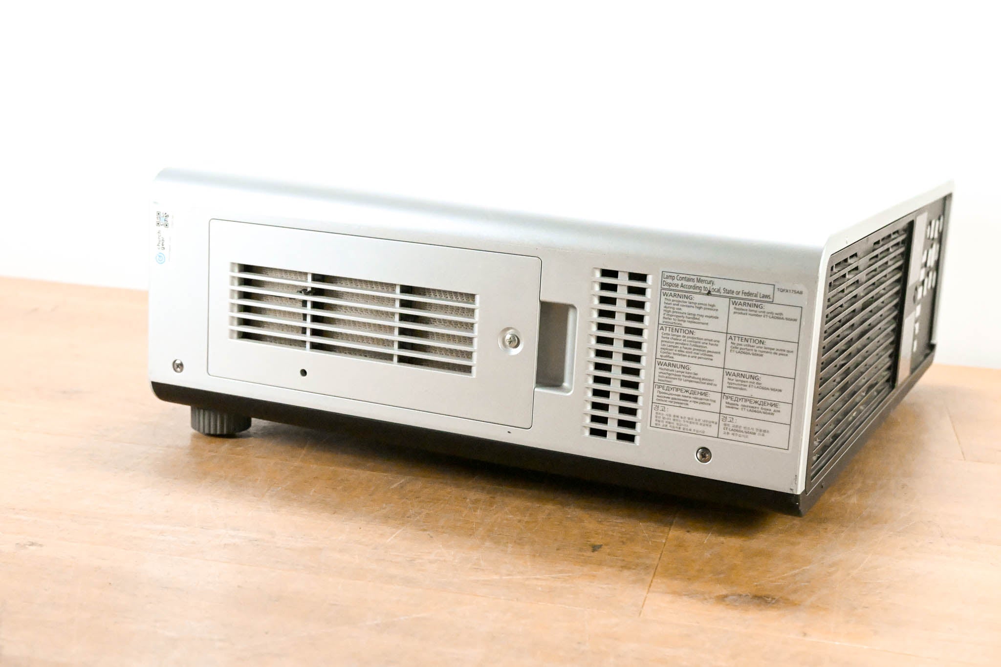 Panasonic PT-DZ770ULS Professional WUXGA DLP Projector w/ Lens