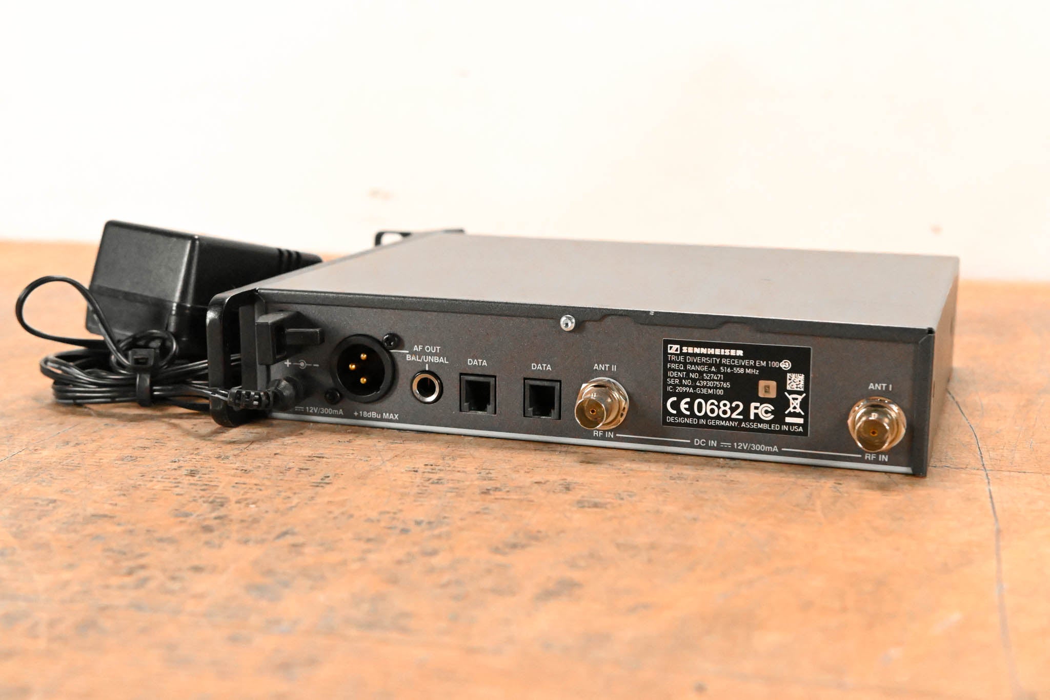 Sennheiser EM 100 G3 Wireless Receiver - A Range: 516-558 MHz