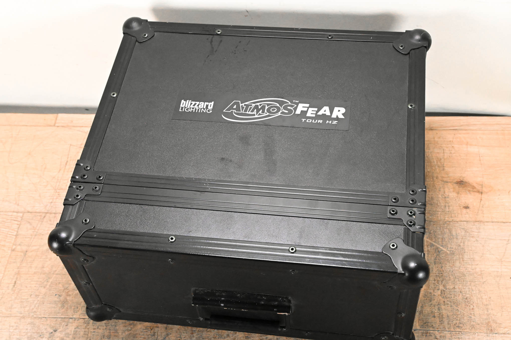 Blizzard Lighting AtmosFEAR Tour HZ 1000W Water-Based Haze Machine