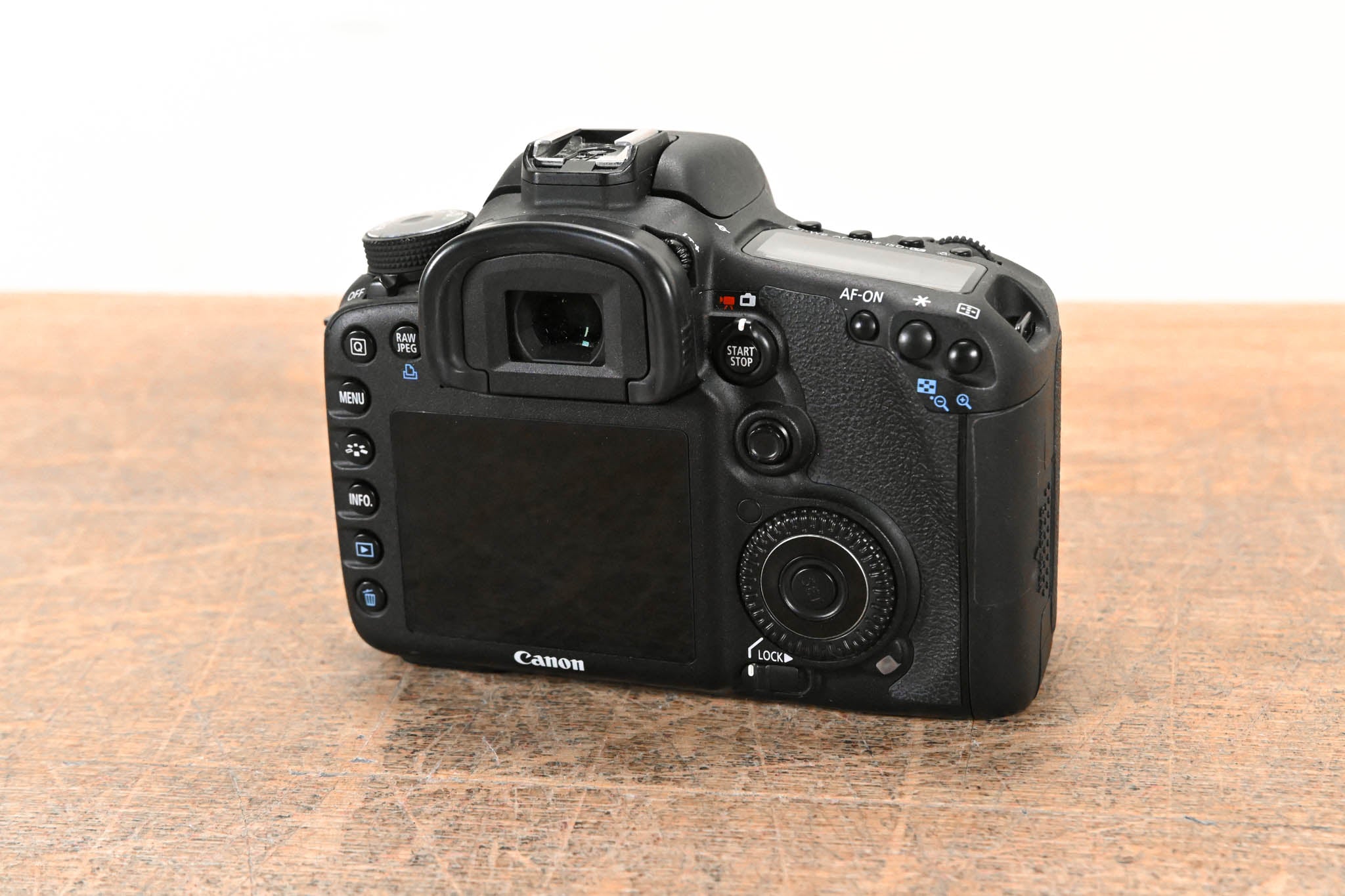 Canon EOS 7D DSLR Camera Body