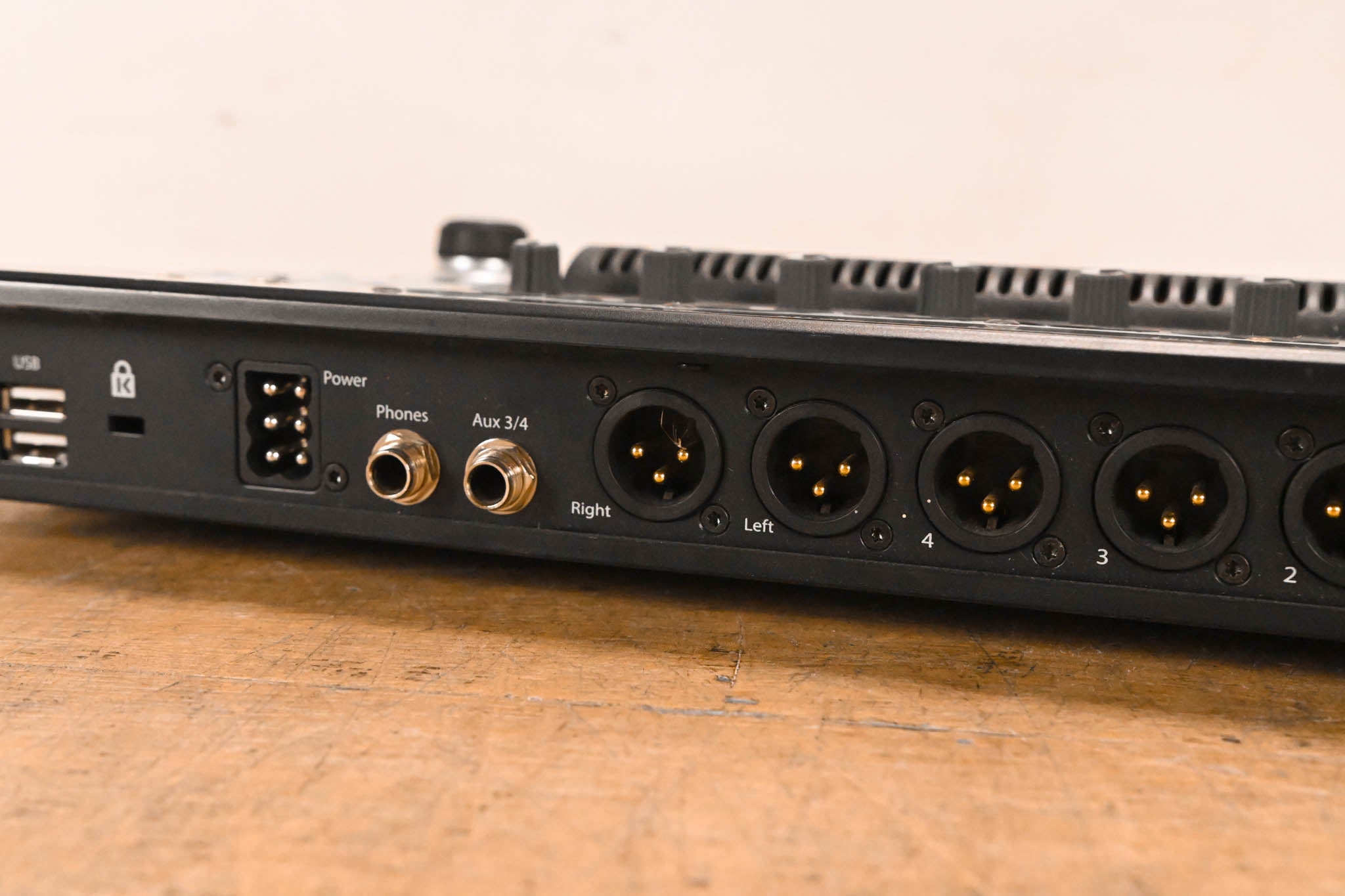 QSC TouchMix-8 Compact Digital Mixer (NO POWER SUPPLY)