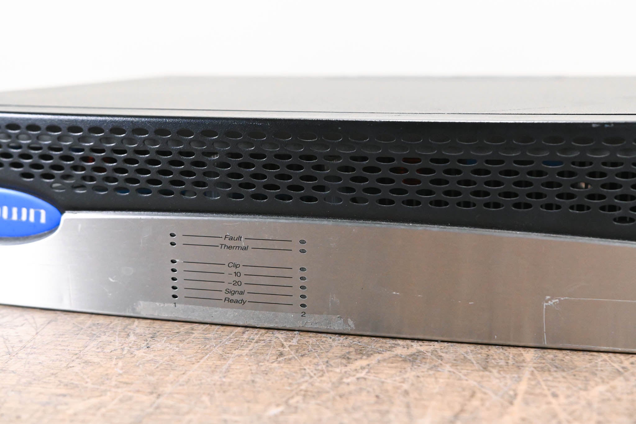 Crown CTs 600 2-Channel Power Amplifier