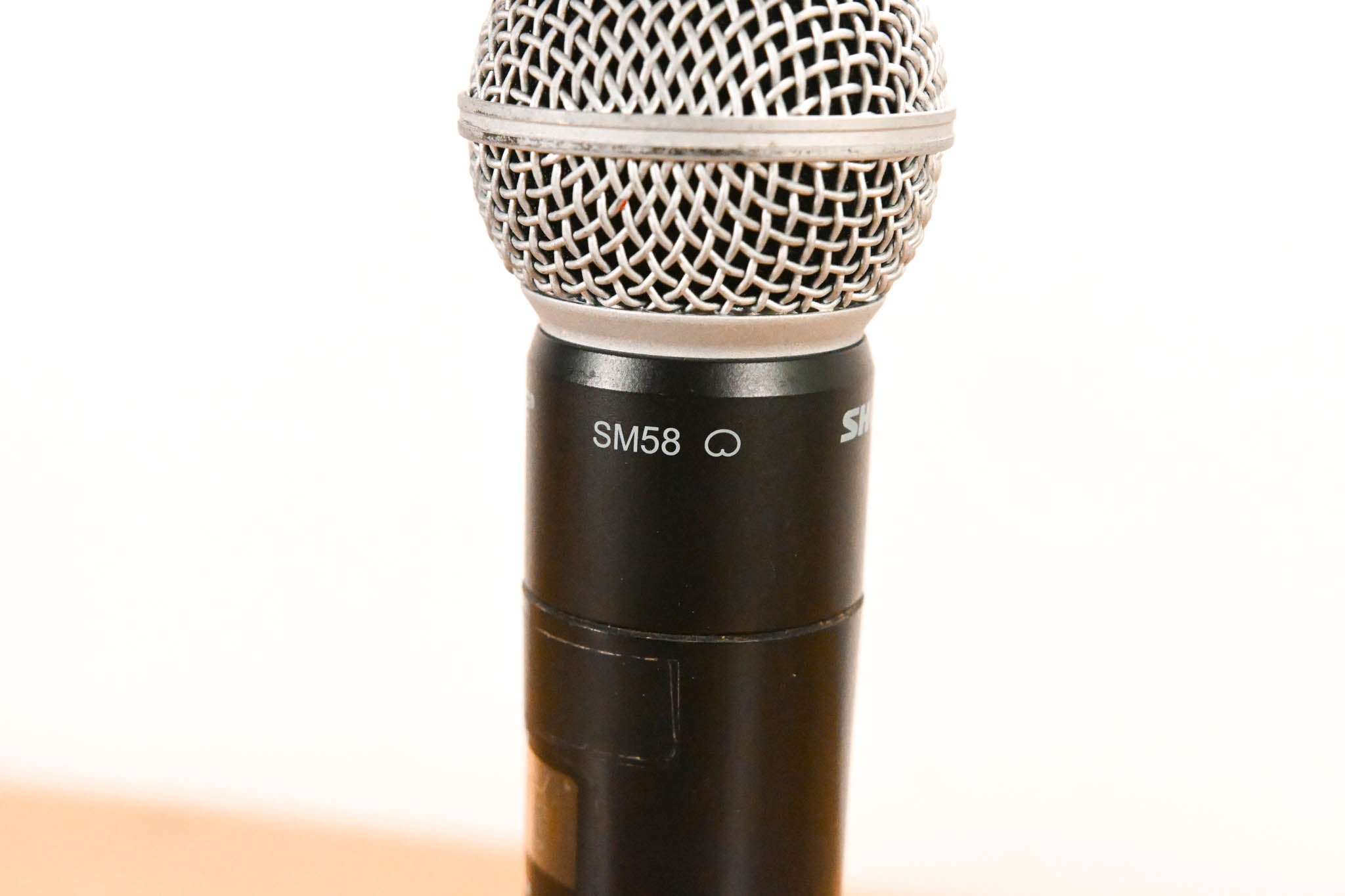 Shure ULXP24/58 Handheld Wireless System - J1 Band (NO POWER SUPPLY)