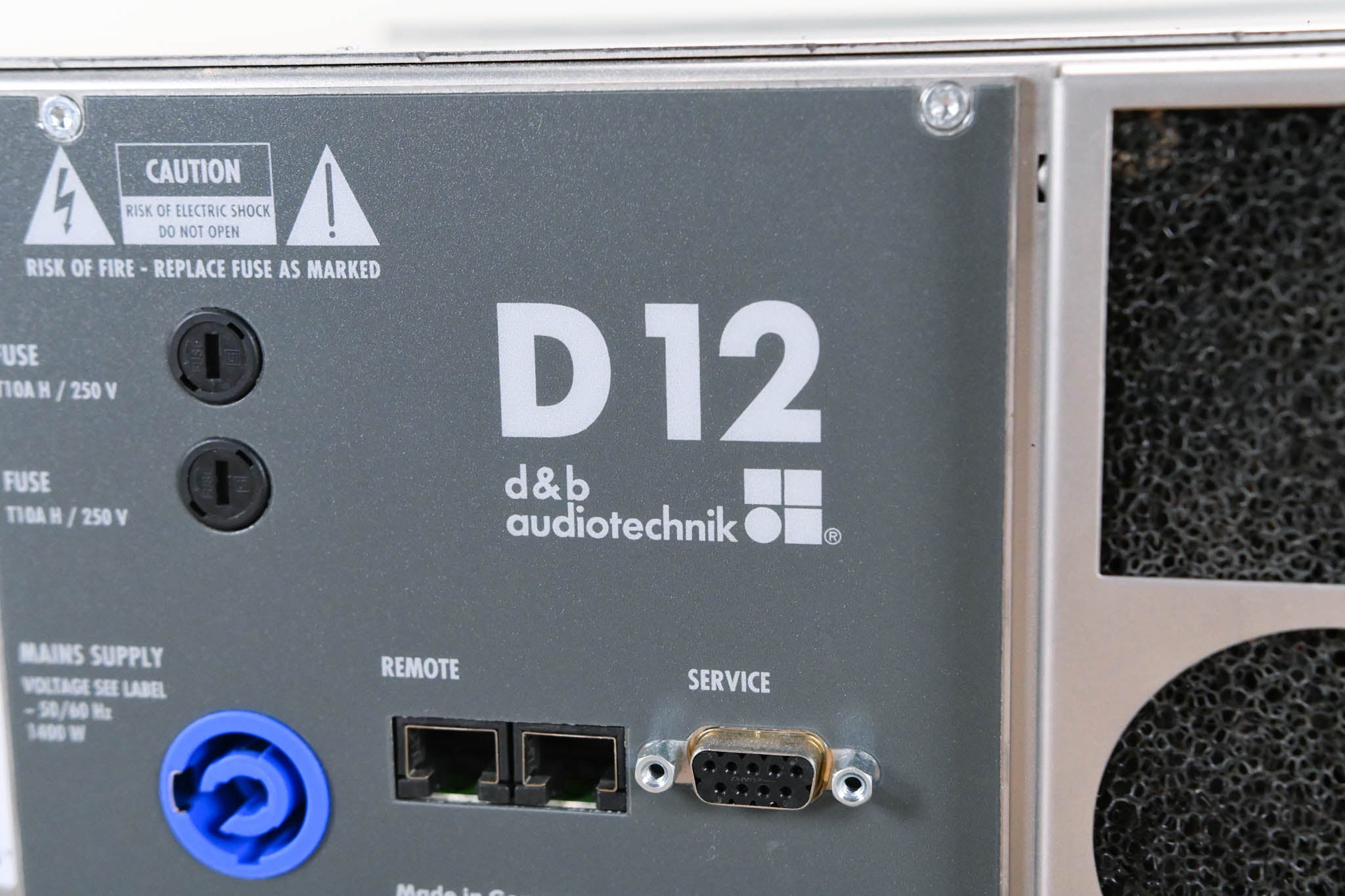 d&b audiotechnik D12 Dual-Channel Power Amplifier