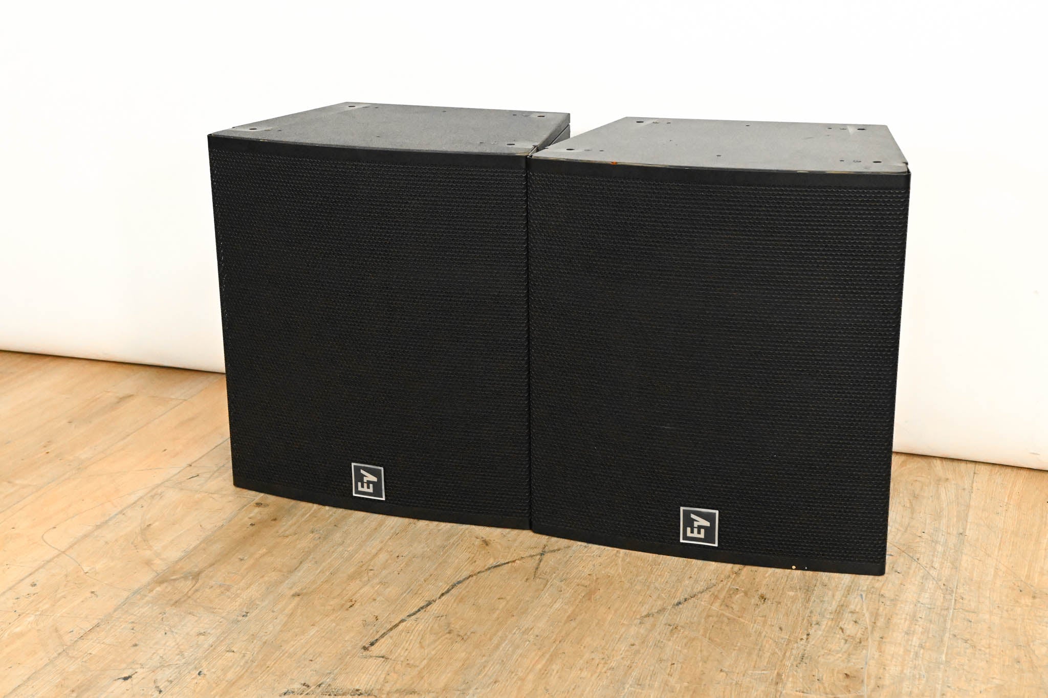 Electro-Voice (EV) EVA-2082S/920 Full-Range Line-Array Speaker (PAIR)