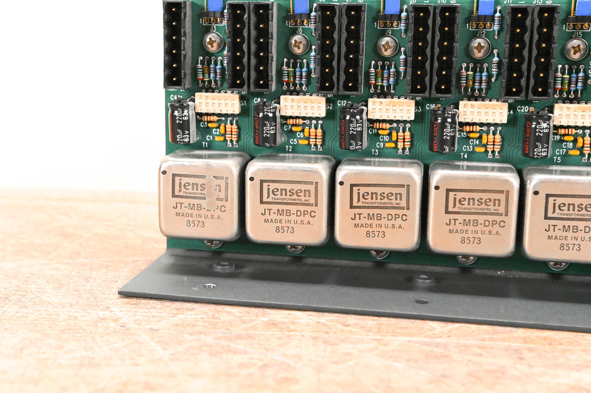 Jensen JT-MS-8N3 8-CH 3-Way Mic Splitter with Phantom Power Circuitry