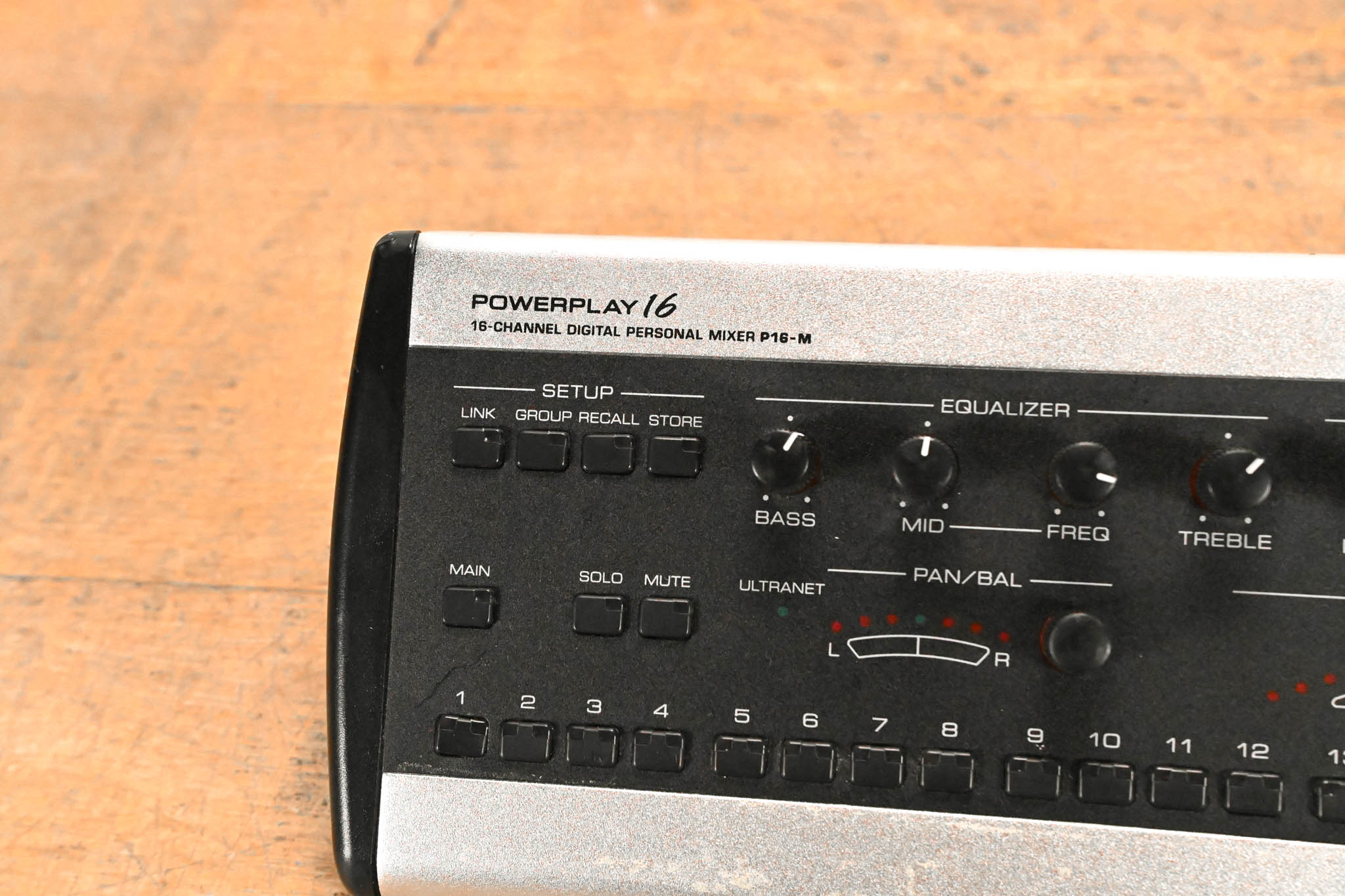 Behringer Powerplay P16-M 16-Channel Digital Personal Mixer