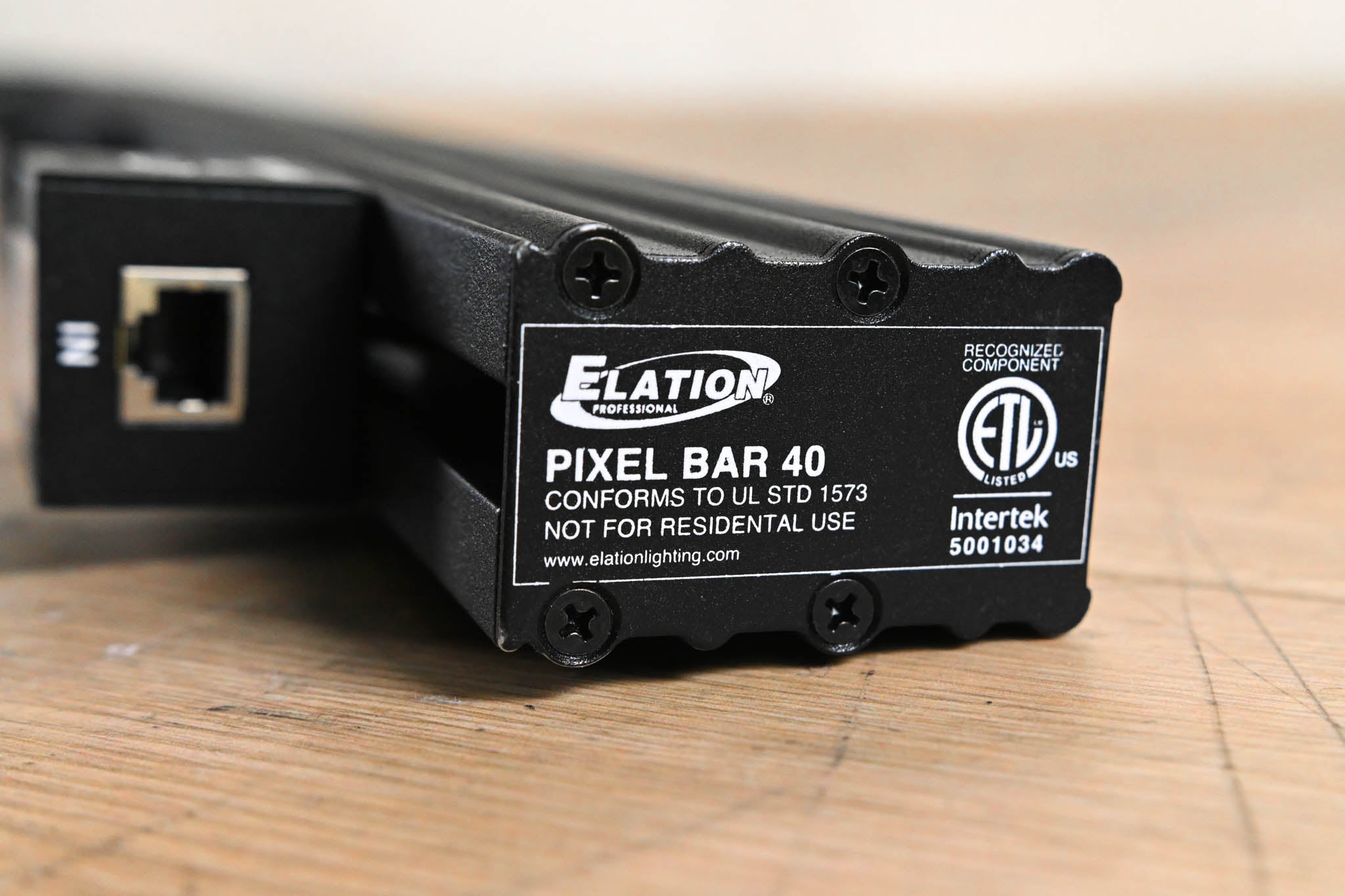 Elation Pixel Bar 40 LED Fixture