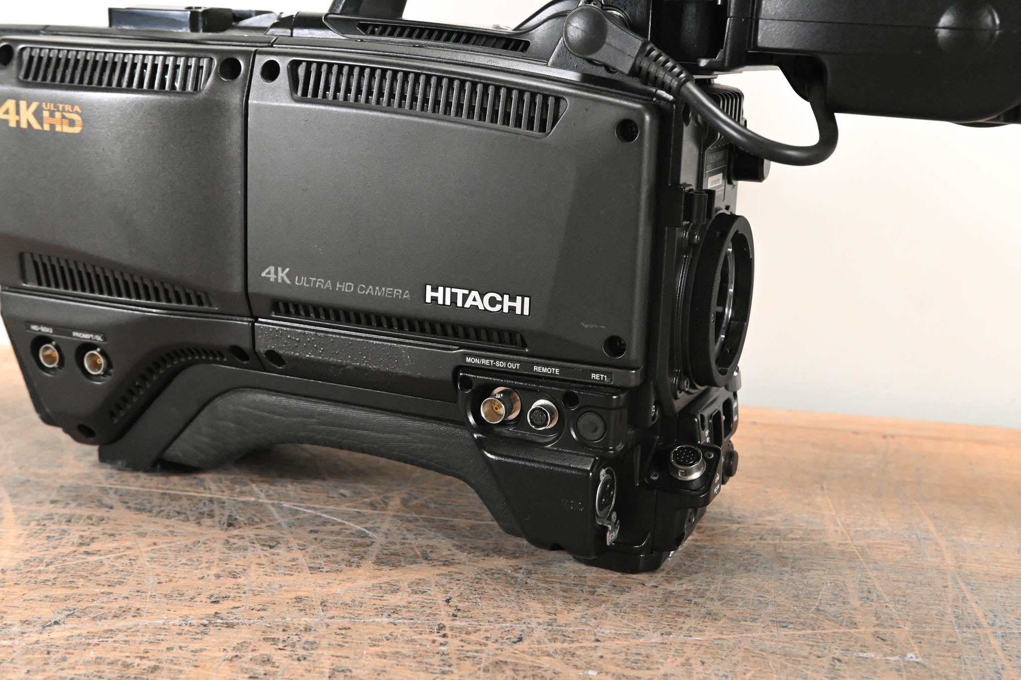 Hitachi SK-UHD4000 4K Ultra HD Camera w/ CA-UHF4000 Fiber Camera Adaptor