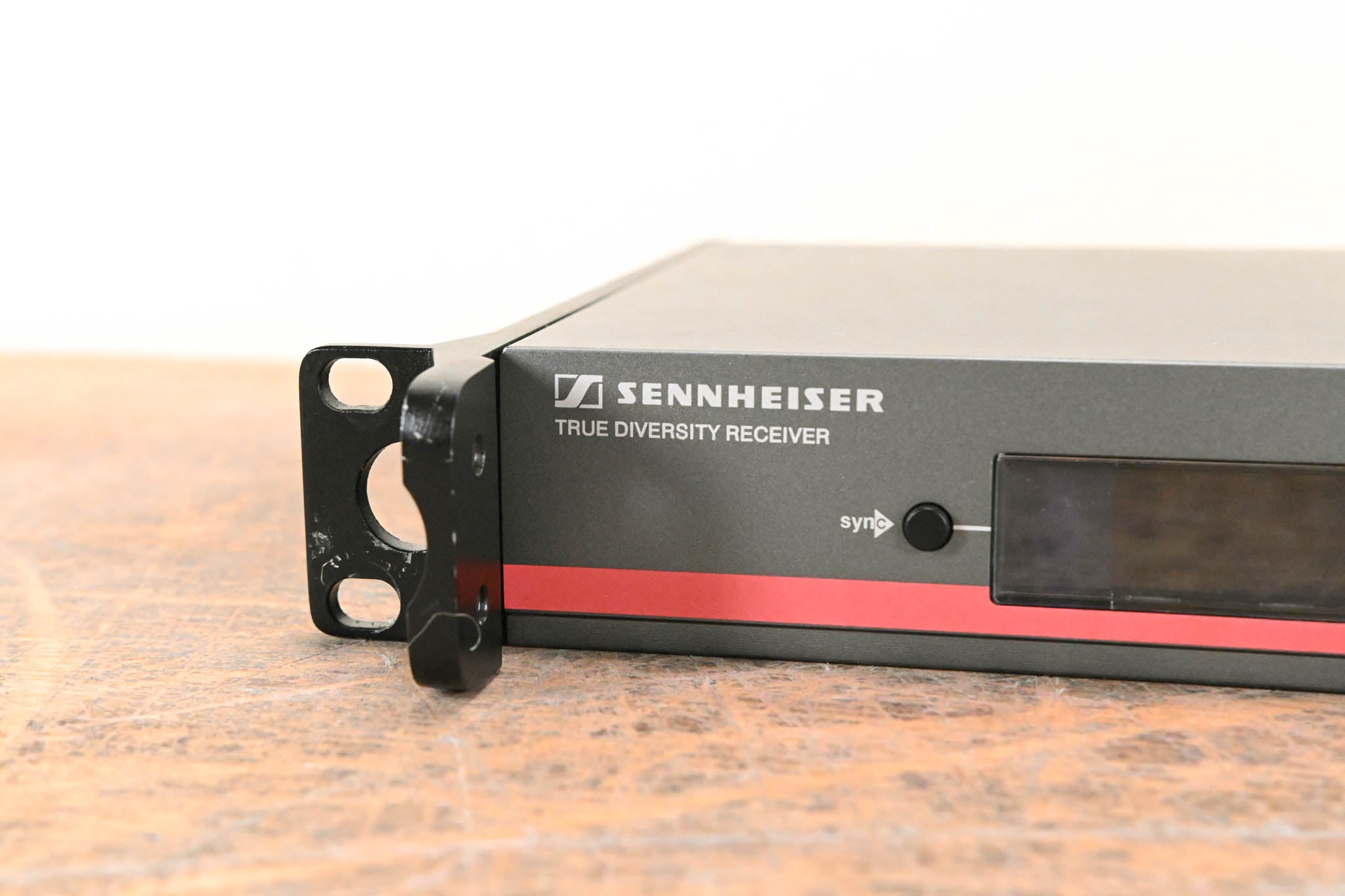 Sennheiser EM 100 G3 Wireless Receiver - 516-558 MHz (NO POWER SUPPLY)