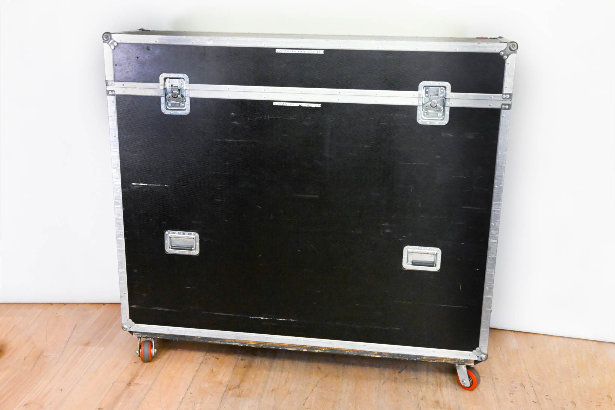 Yamaha PM5D-RH 48-Channel Digital Console with Road Case