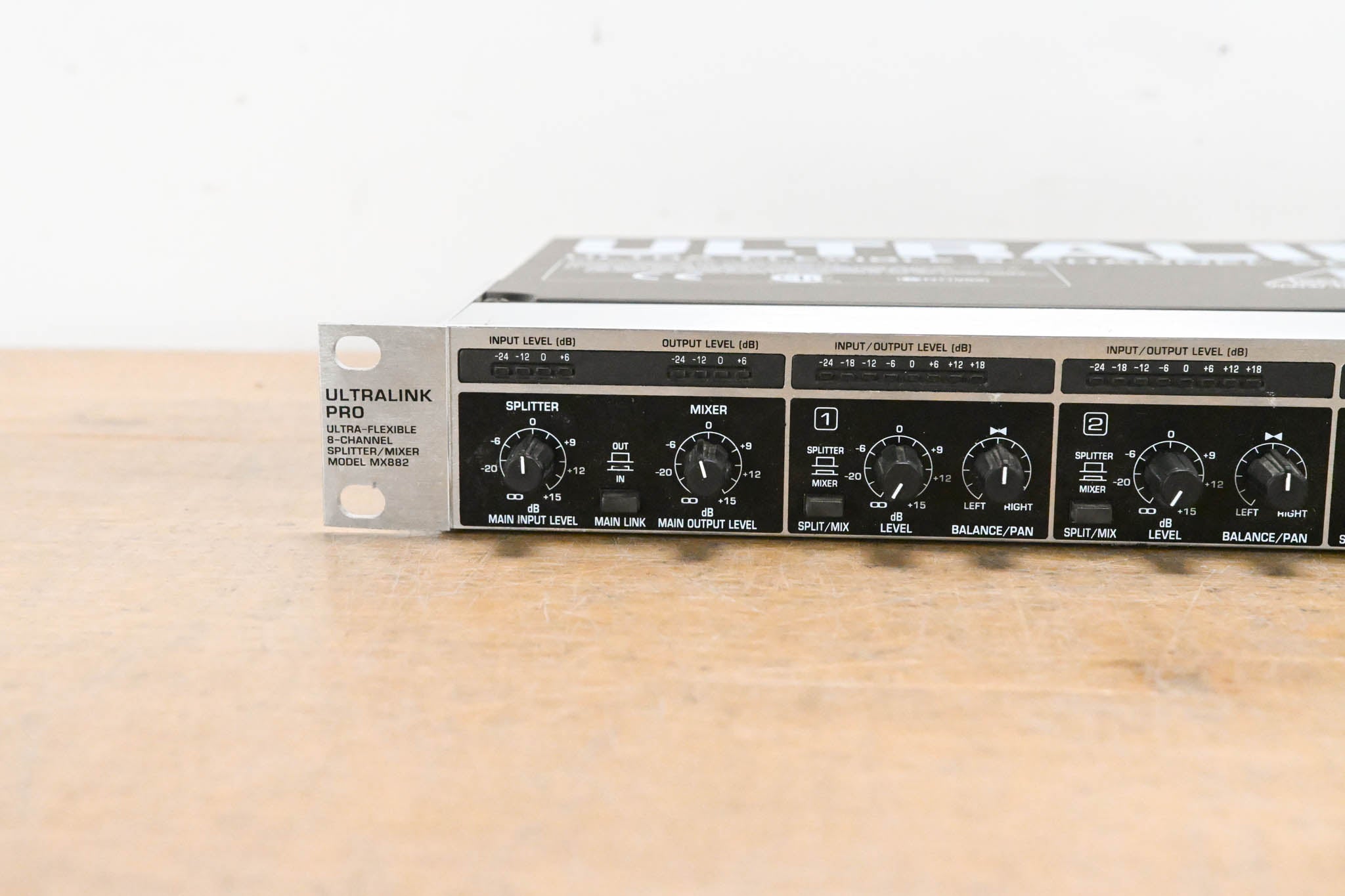 Behringer ULTRALINK PRO MX882 8-Channel Splitter/Mixer