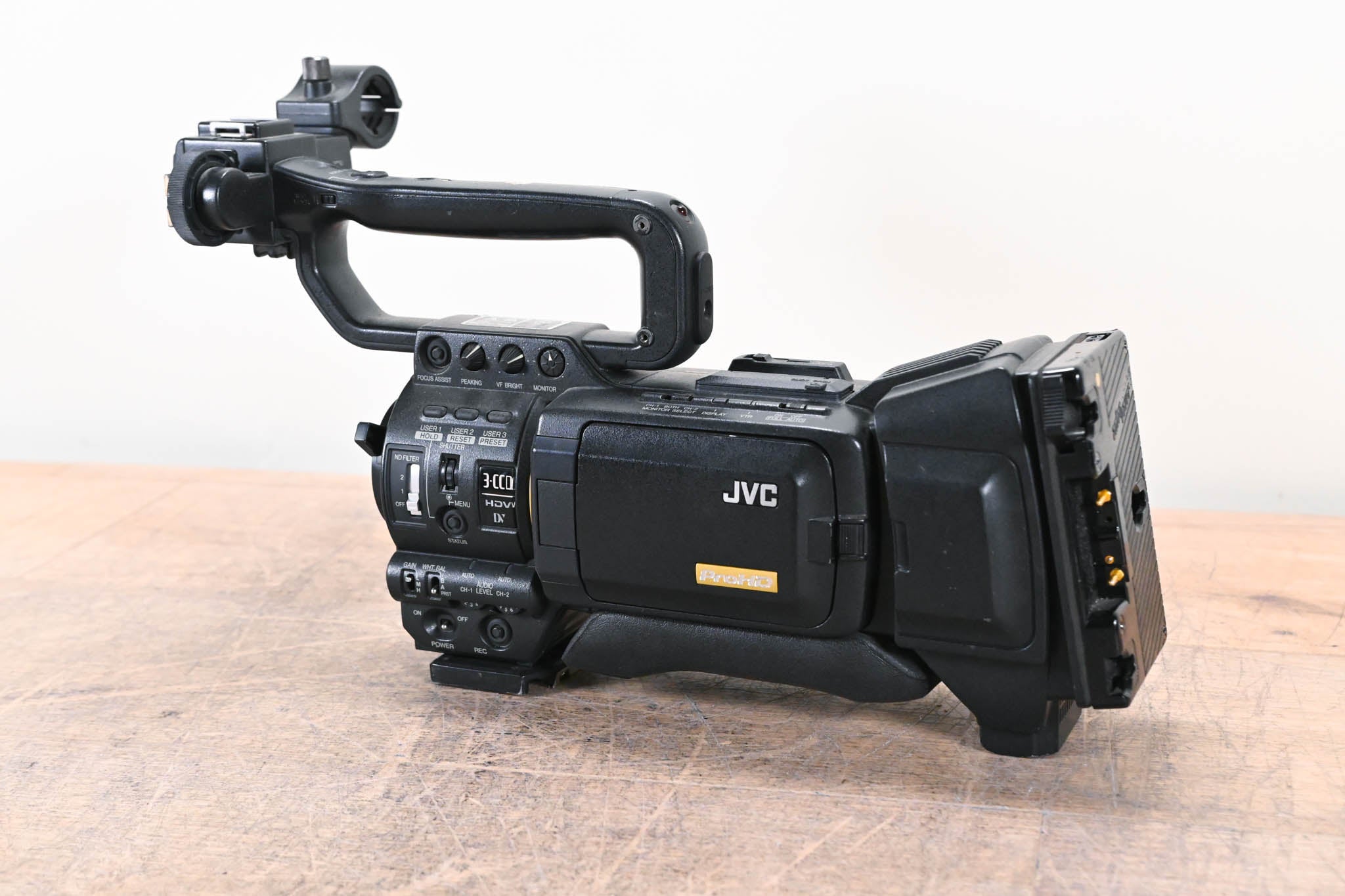 JVC GY-HD250CHU 1/3" 3-CCD Professional HDV Camcorder