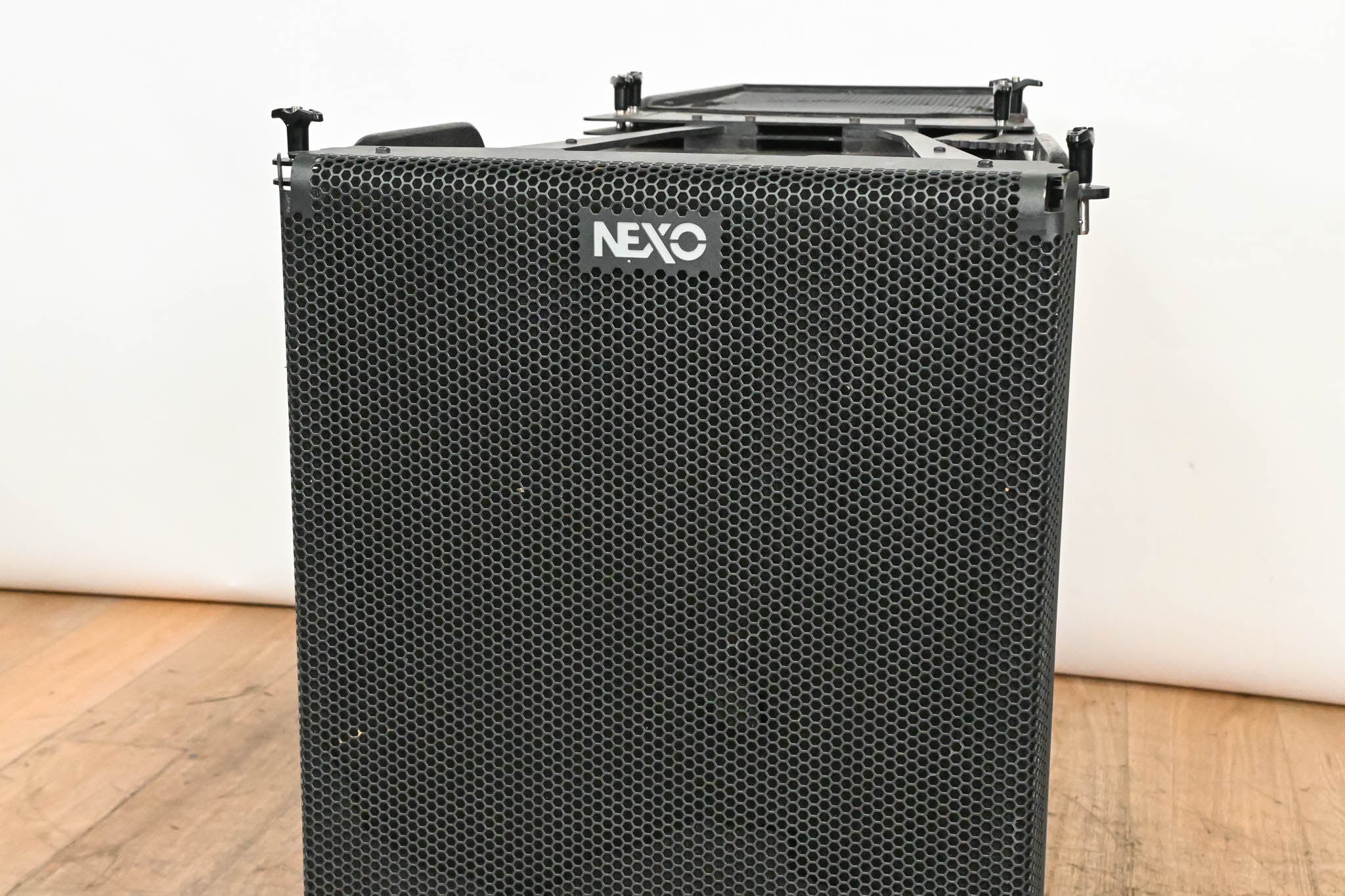 NEXO GEO SUB Cardioid Bass and Sub-Bass Module