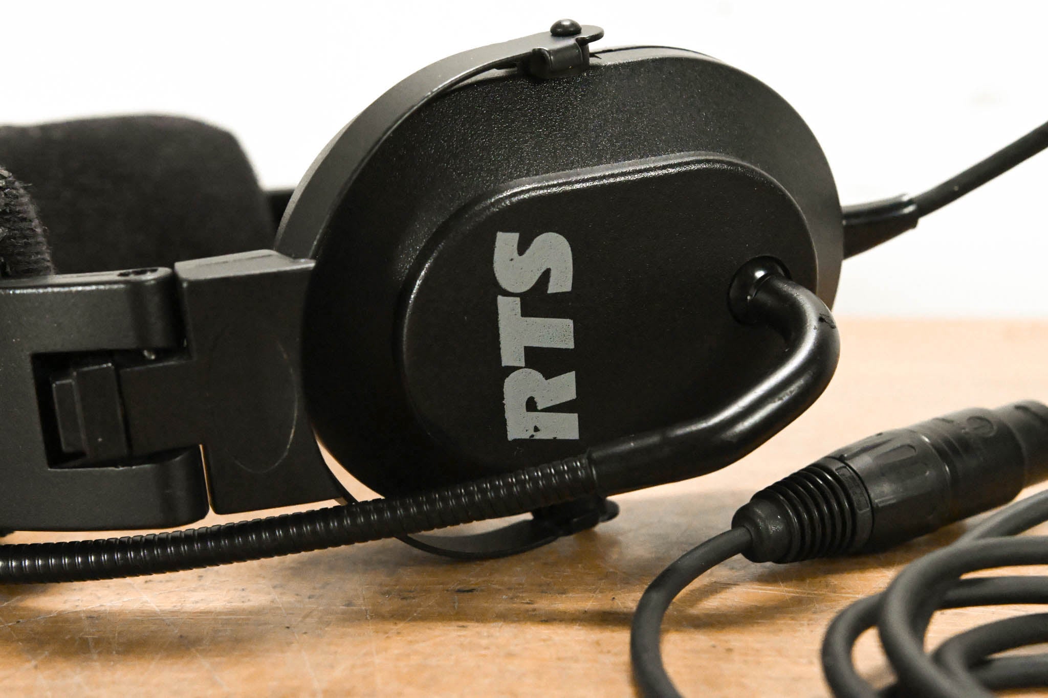 RTS HR-1 Single-Sided Headset with Flexible Dynamic Boom Mic