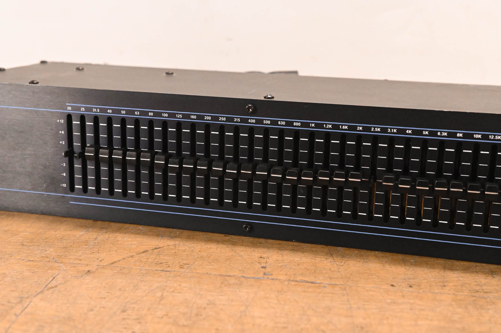 DOD R-831 Rackmount 31-Band Graphic Equalizer