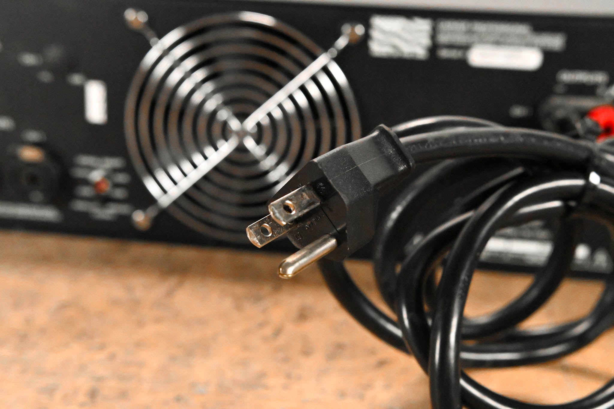Carver PX1450 2-Channel Power Amplifier