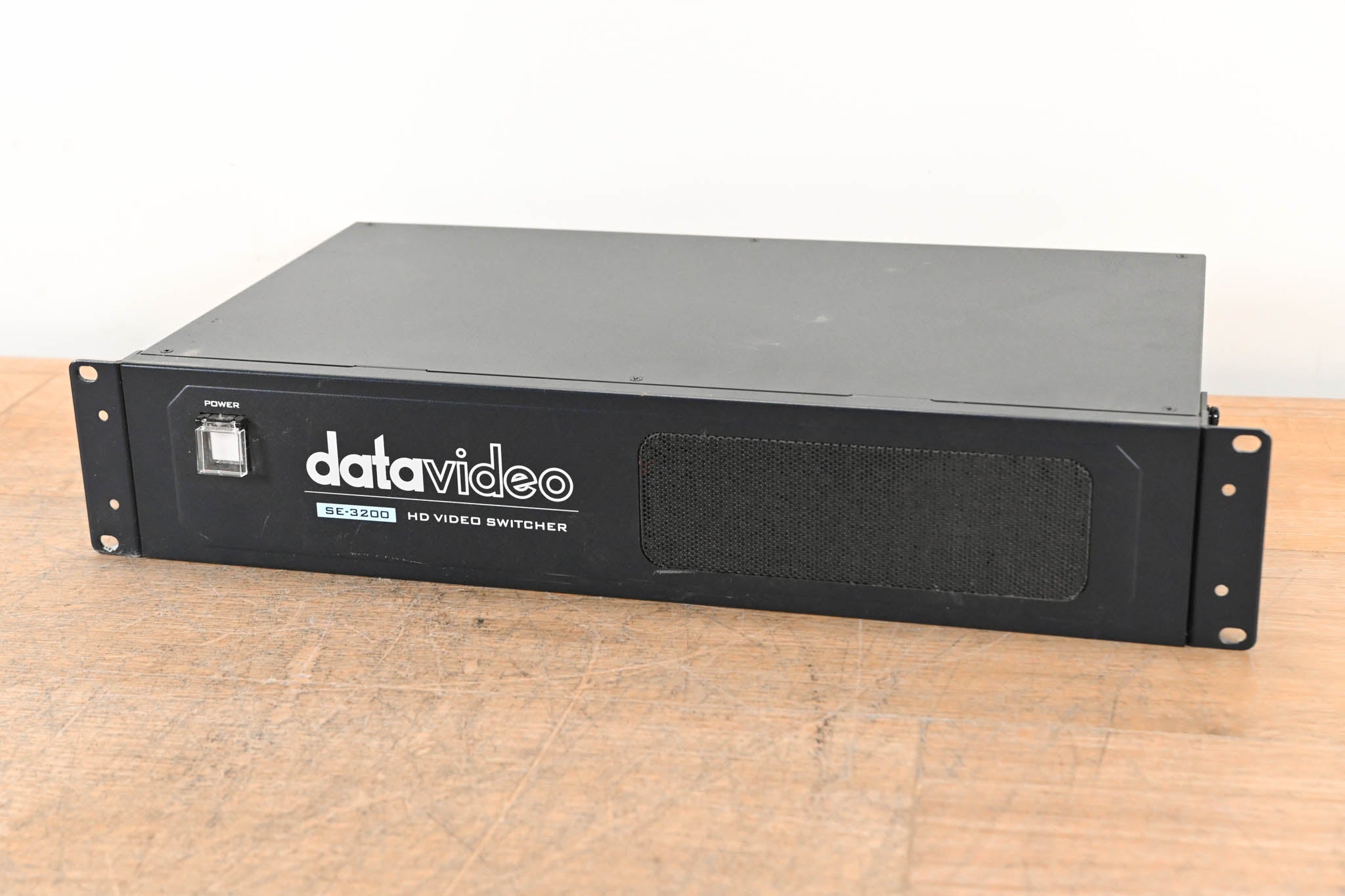 Datavideo SE-3200 HD 12-Channel Digital Video Switcher