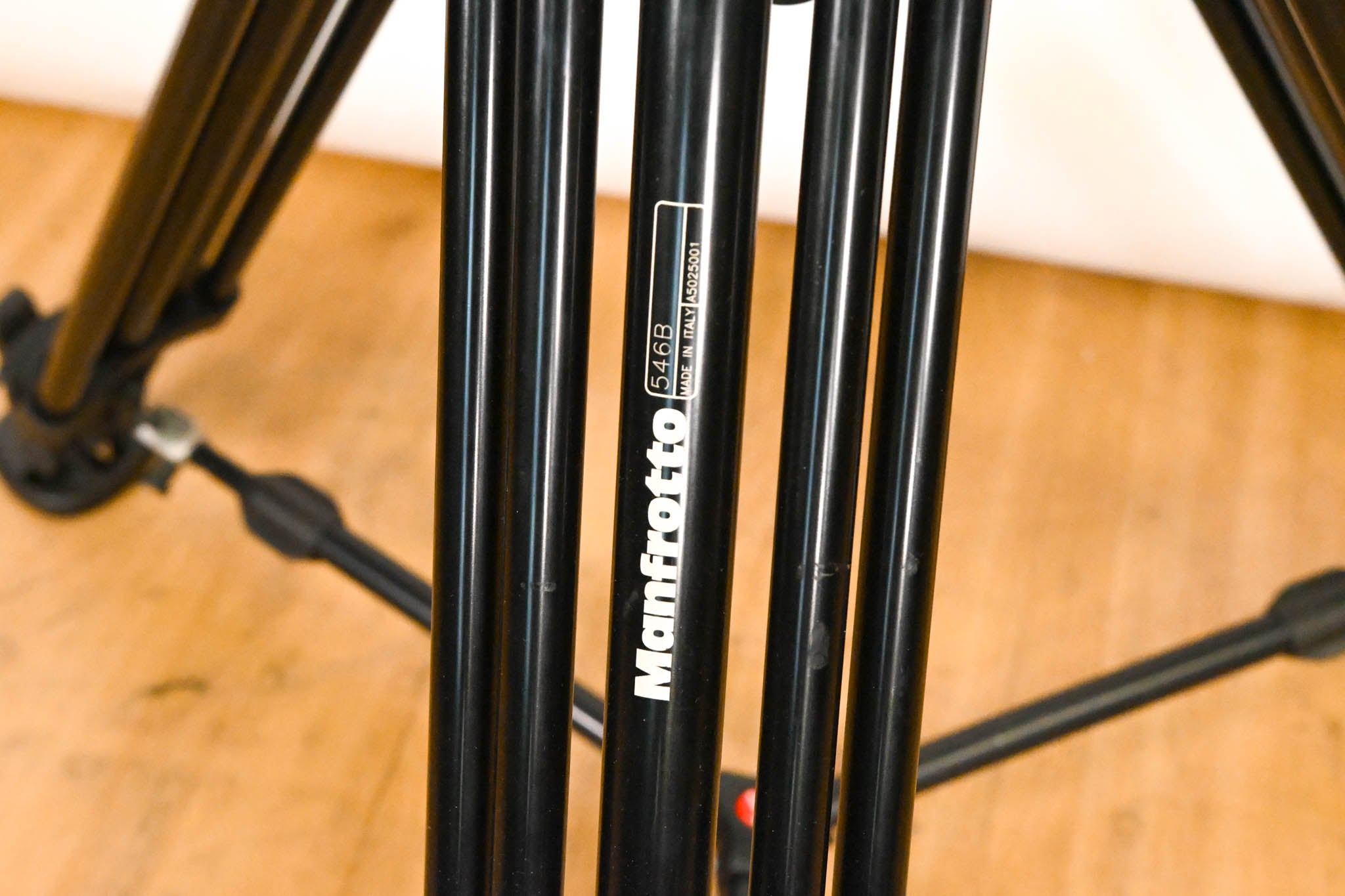 Manfrotto/Bogen 546B Video Tripod with 510 Fluid Head