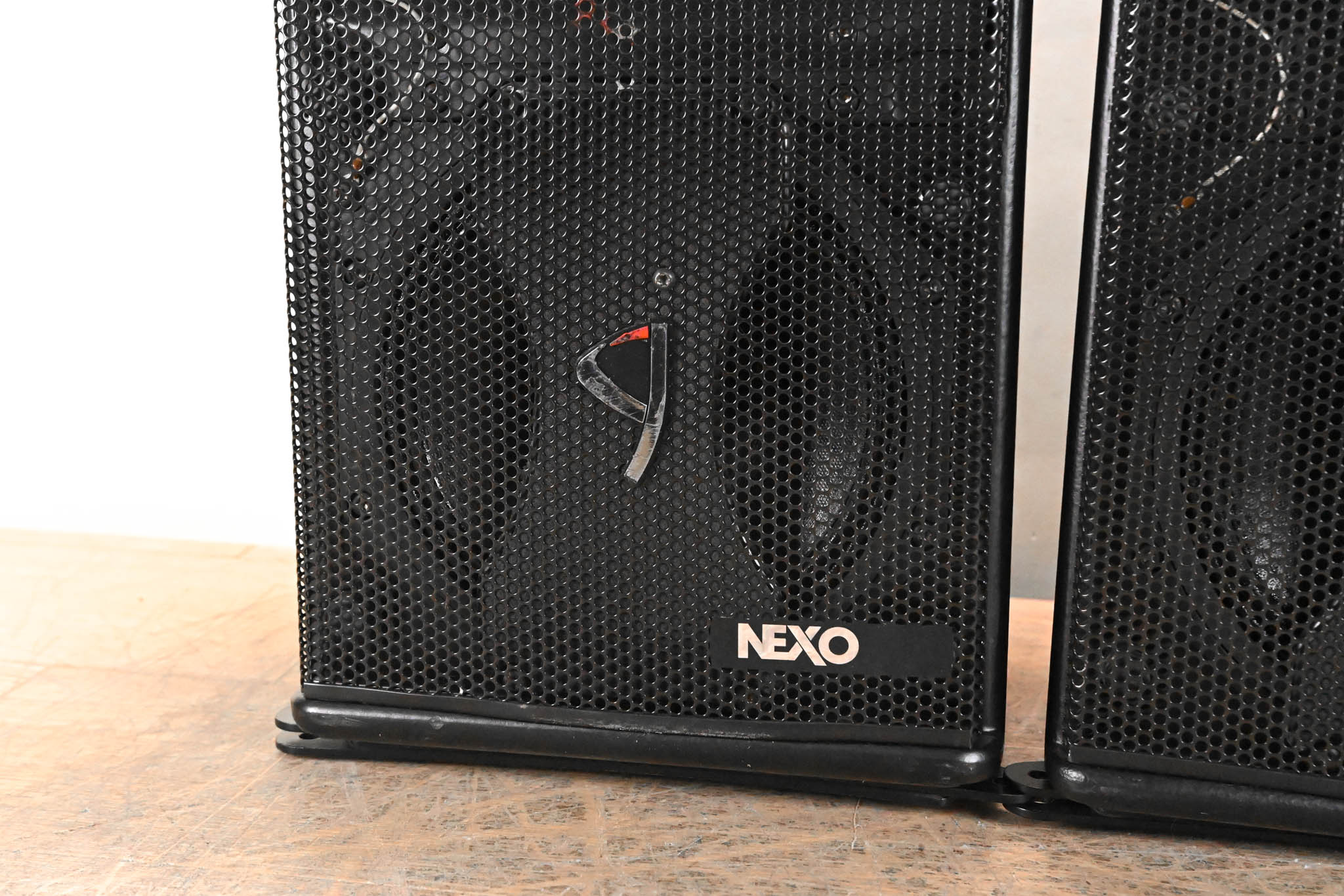 NEXO GEO S805 Compact High-Output Array Module (PAIR)