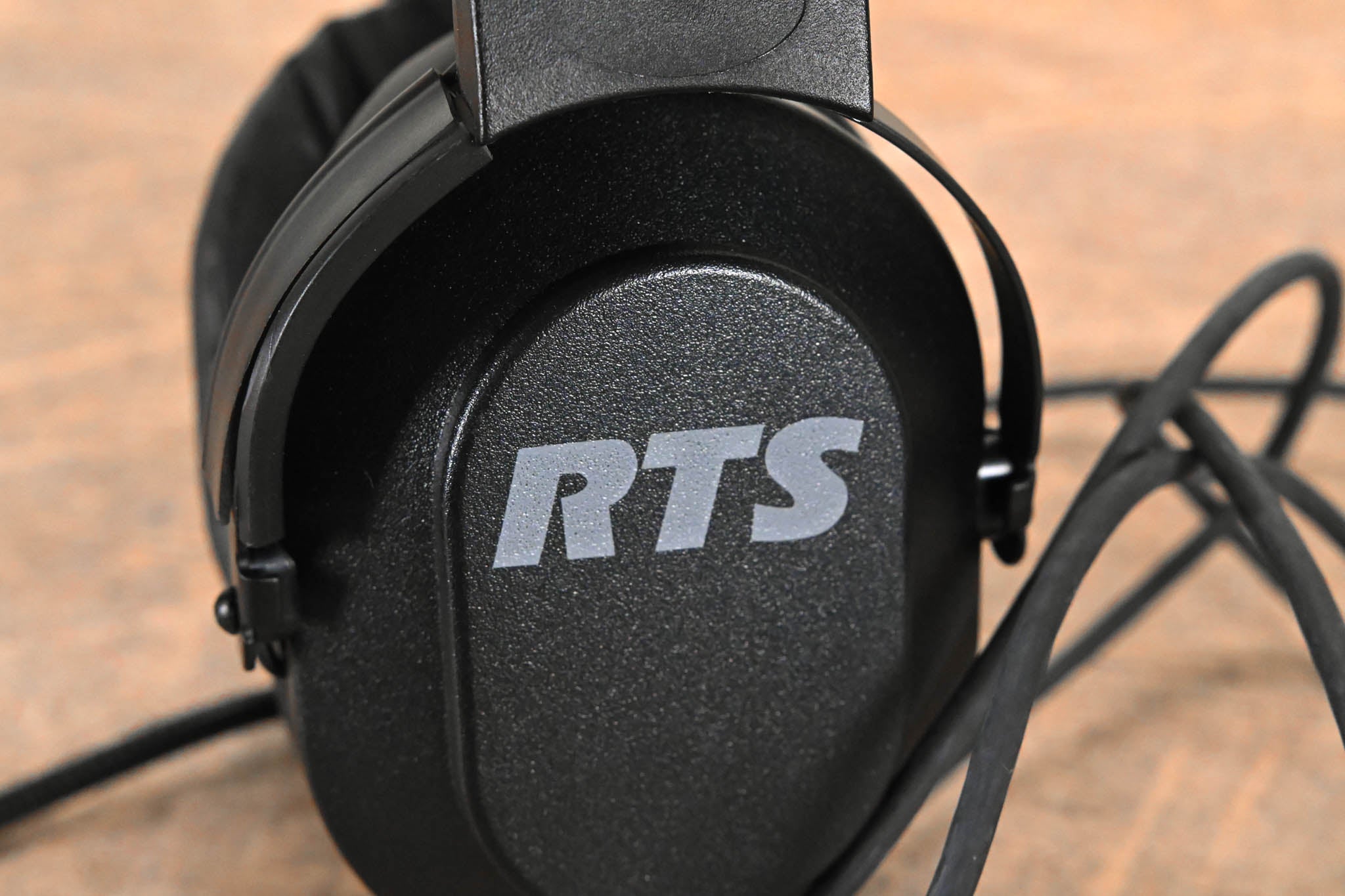 RTS HR-2 A4F Dual-Sided Full-Cushion Medium-Weight Intercom Headset