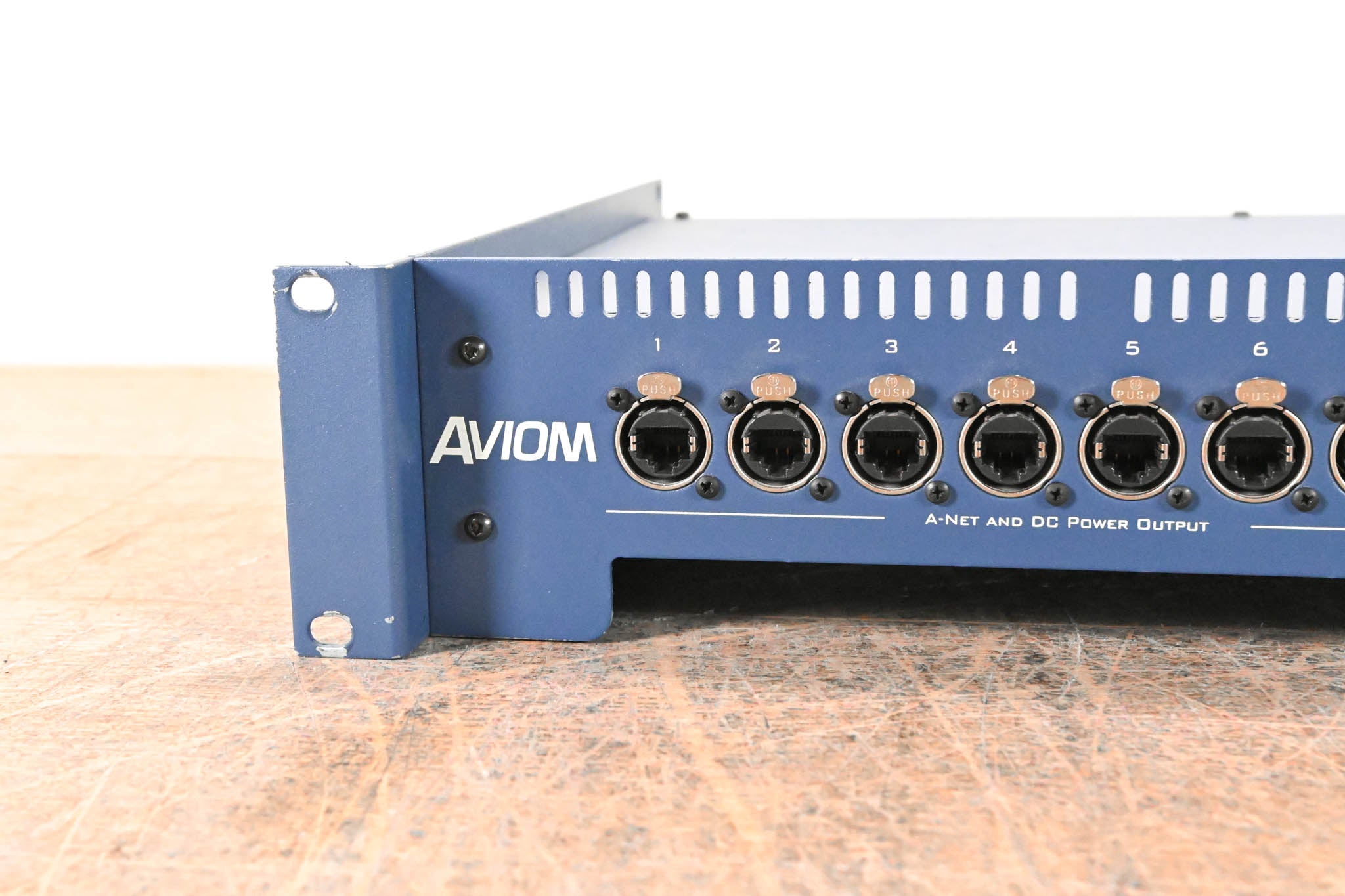 Aviom A-16D Pro A-Net Distributor