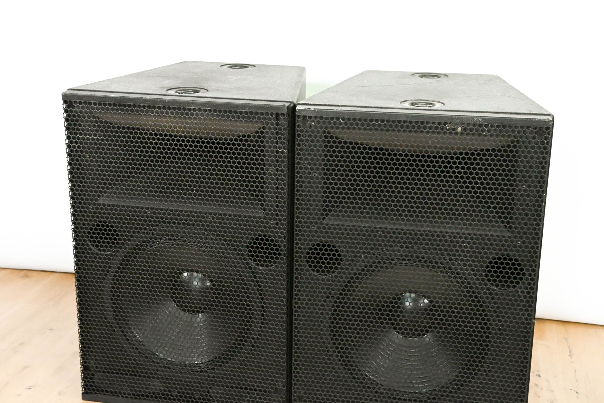 Meyer Sound CQ-2 Narrow Coverage Main Loudspeaker (PAIR)