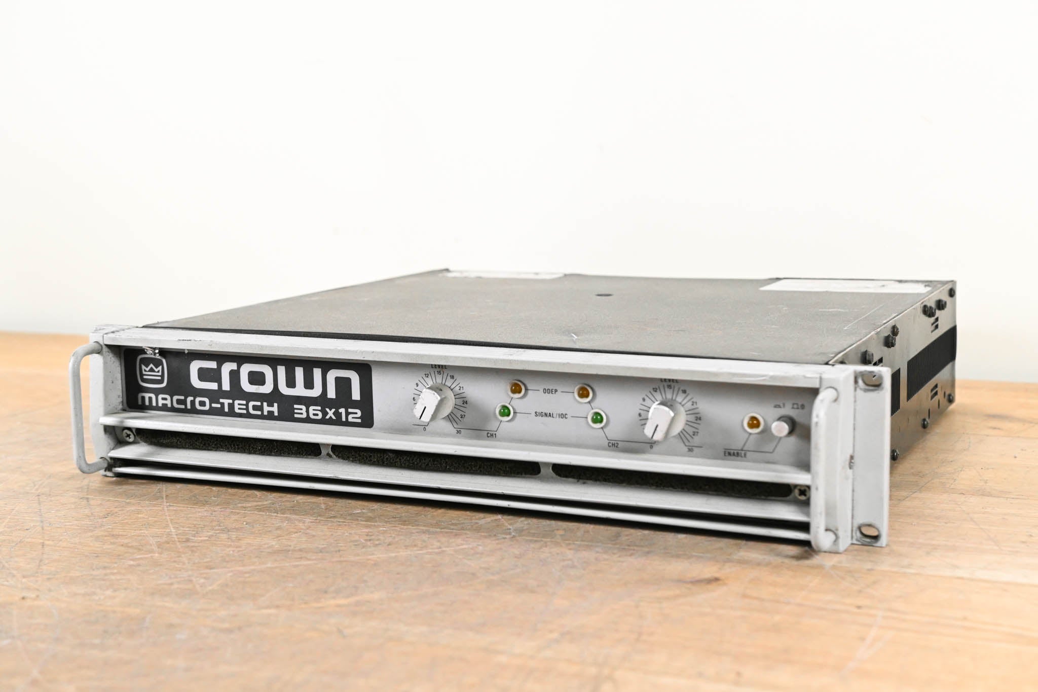 Crown Macro-Tech 36x12 2-Channel Power Amplifier