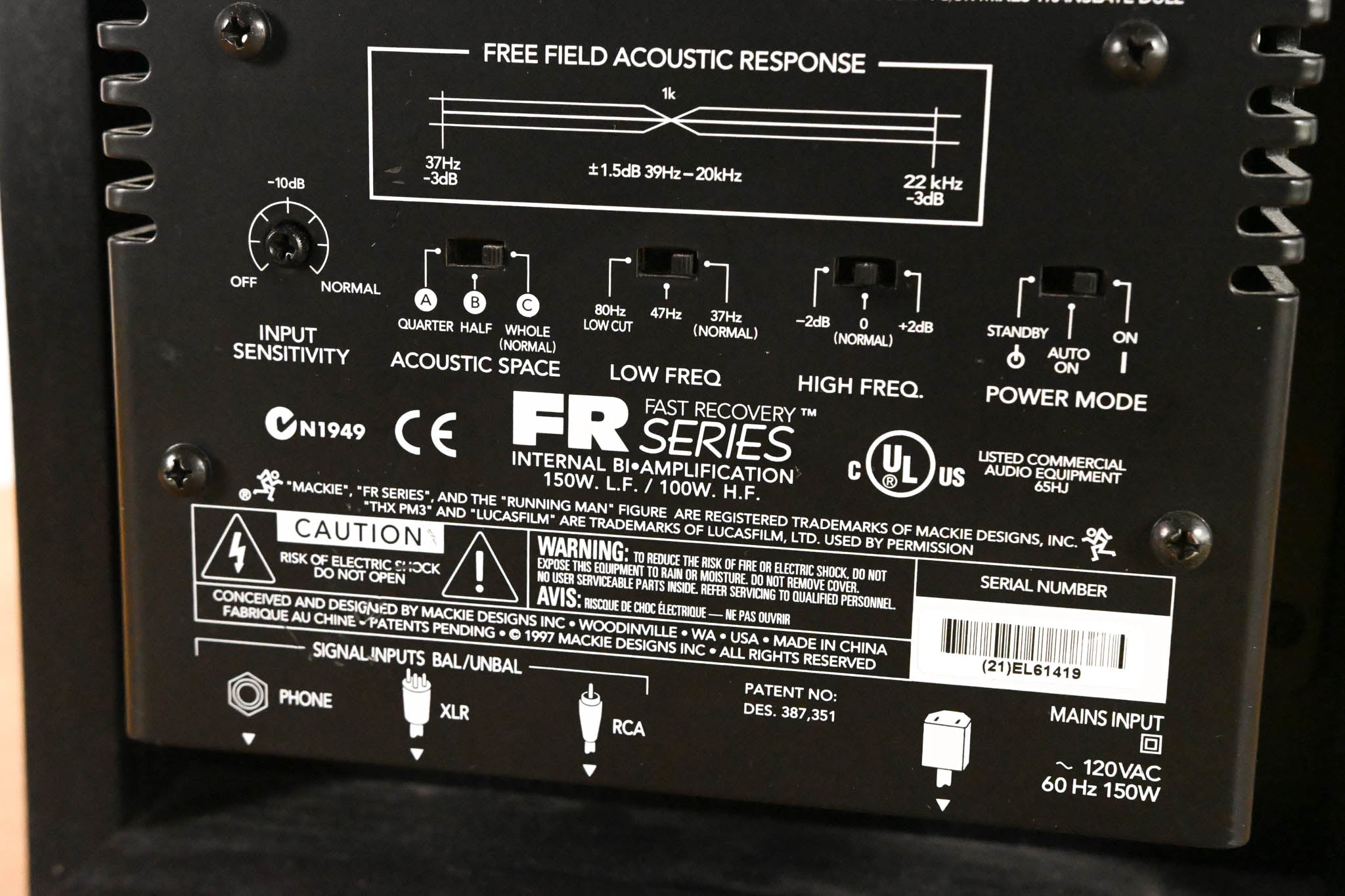 Mackie HR824 8.75-inch Active Studio Monitor