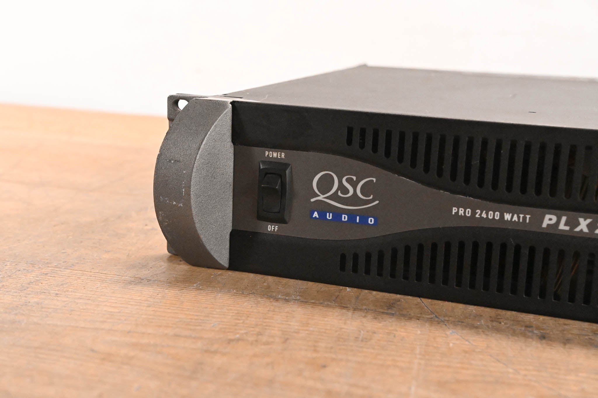 QSC PLX2402 2-Channel Power Amplifier