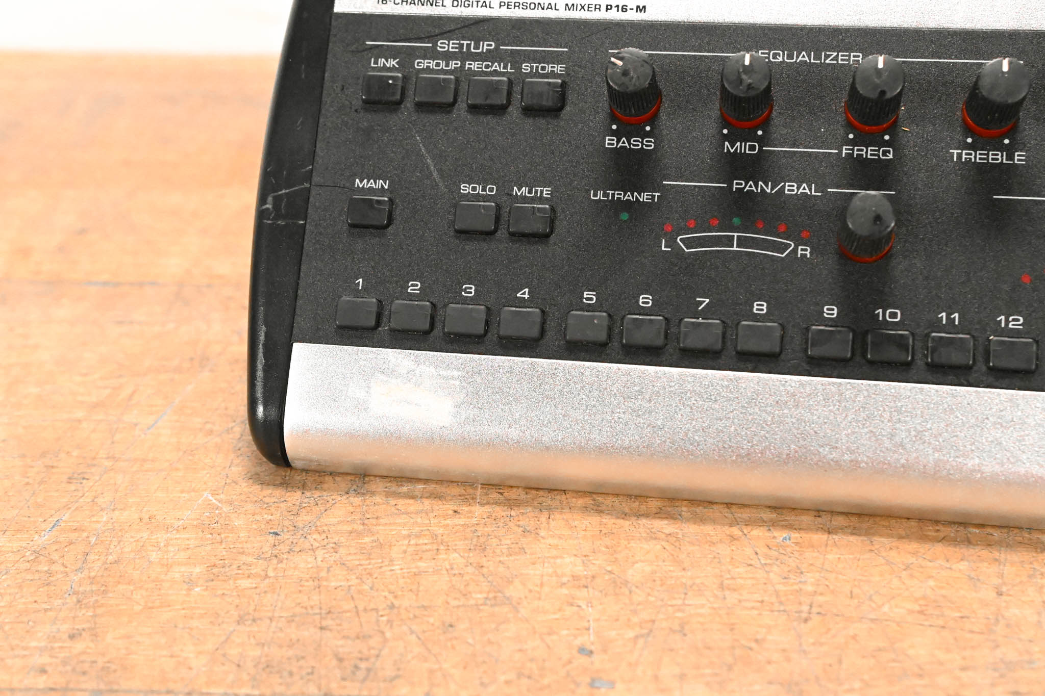 Behringer Powerplay P16-M 16-Channel Digital Personal Mixer