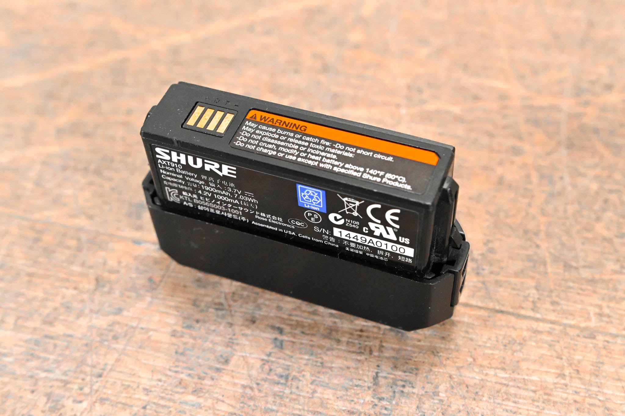 Shure AXT910 Axient Bodypack Rechargeable Battery