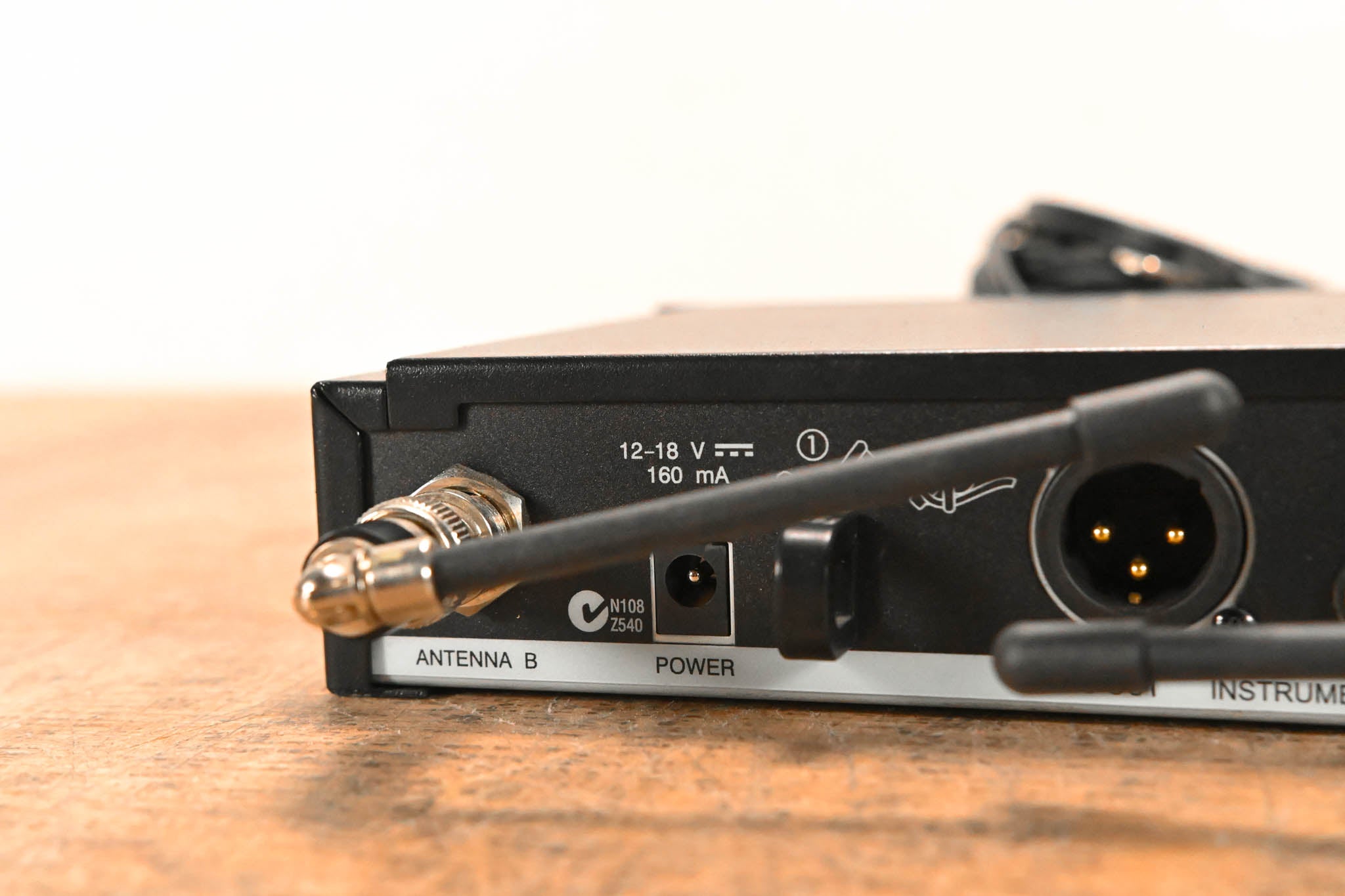 Shure SLX14-H5 Wireless Bodypack System - 518-542 MHz (NO POWER SUPPLY)