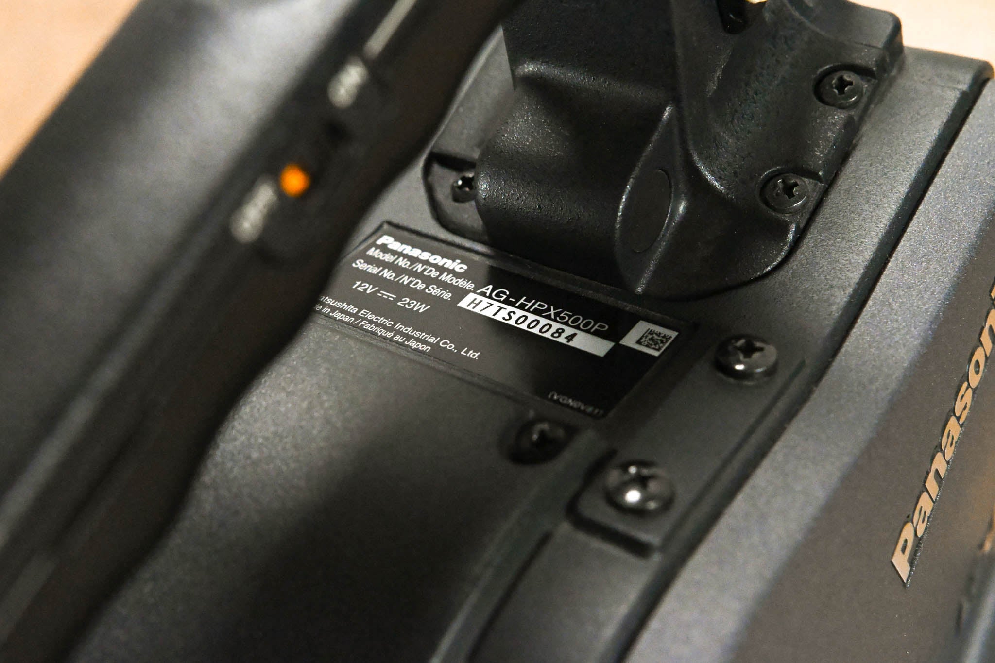 Panasonic AG-HPX500P 2/3" Shoulder-Mounted P2HD Camcorder