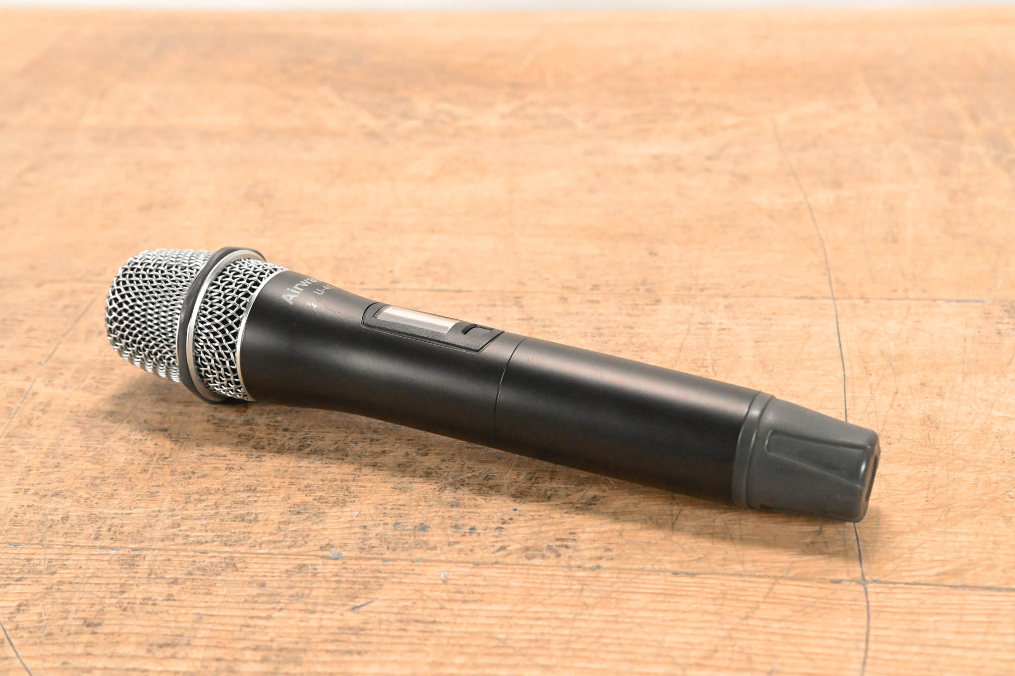Airwave Technologies U-41 Handheld Transmitter Microphone - 514-542 MHz