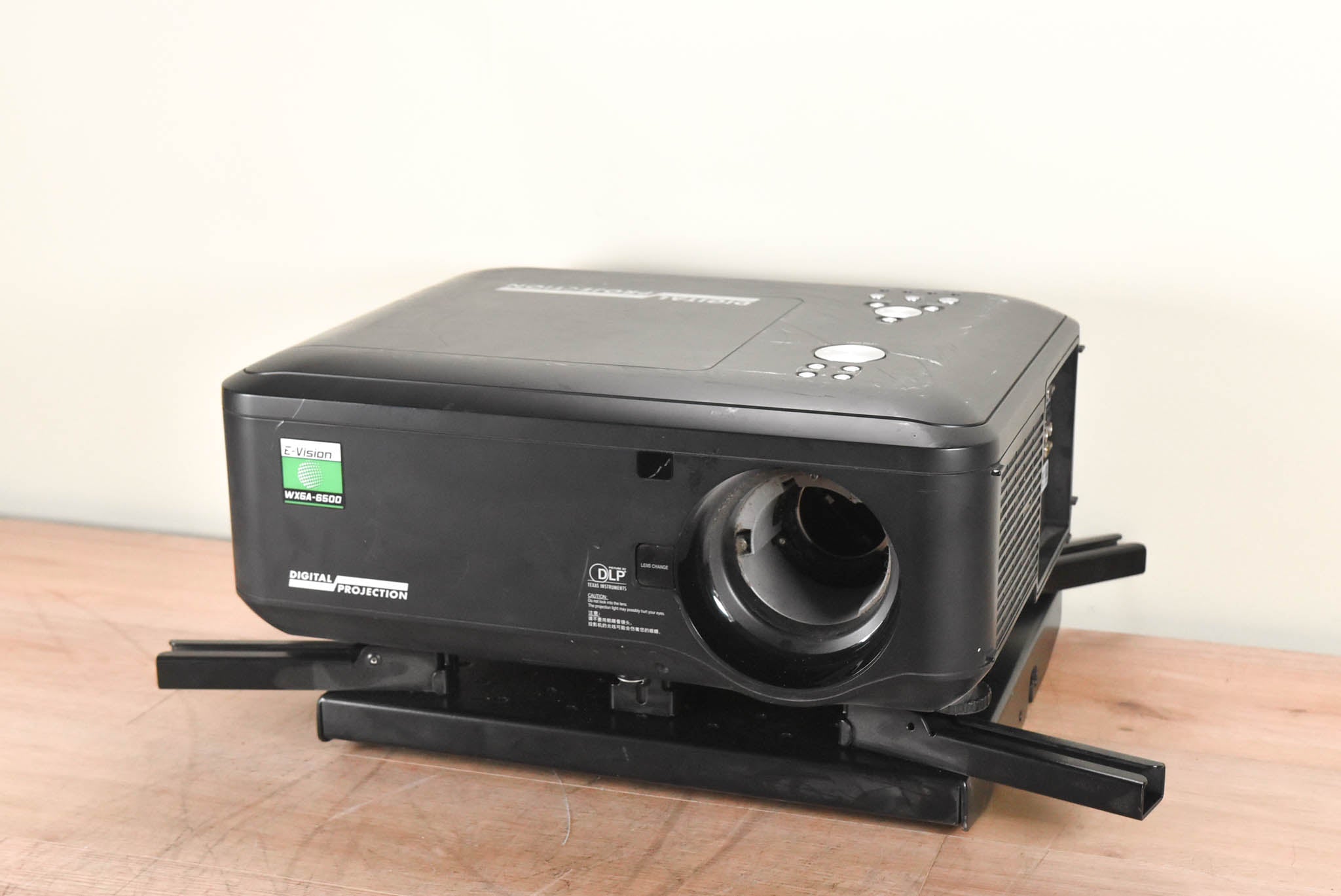 Digital Projection E-Vision WXGA-6500 WXGA Large Venue Projector