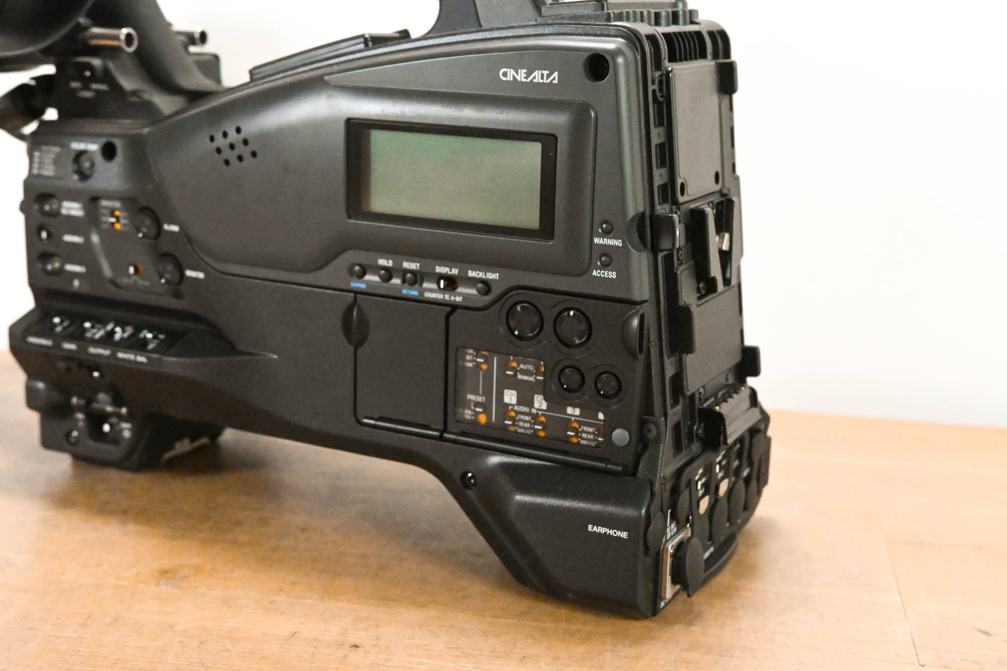 Sony PMW-320 XDCAM EX Camcorder with CBK-VF01 Viewfinder