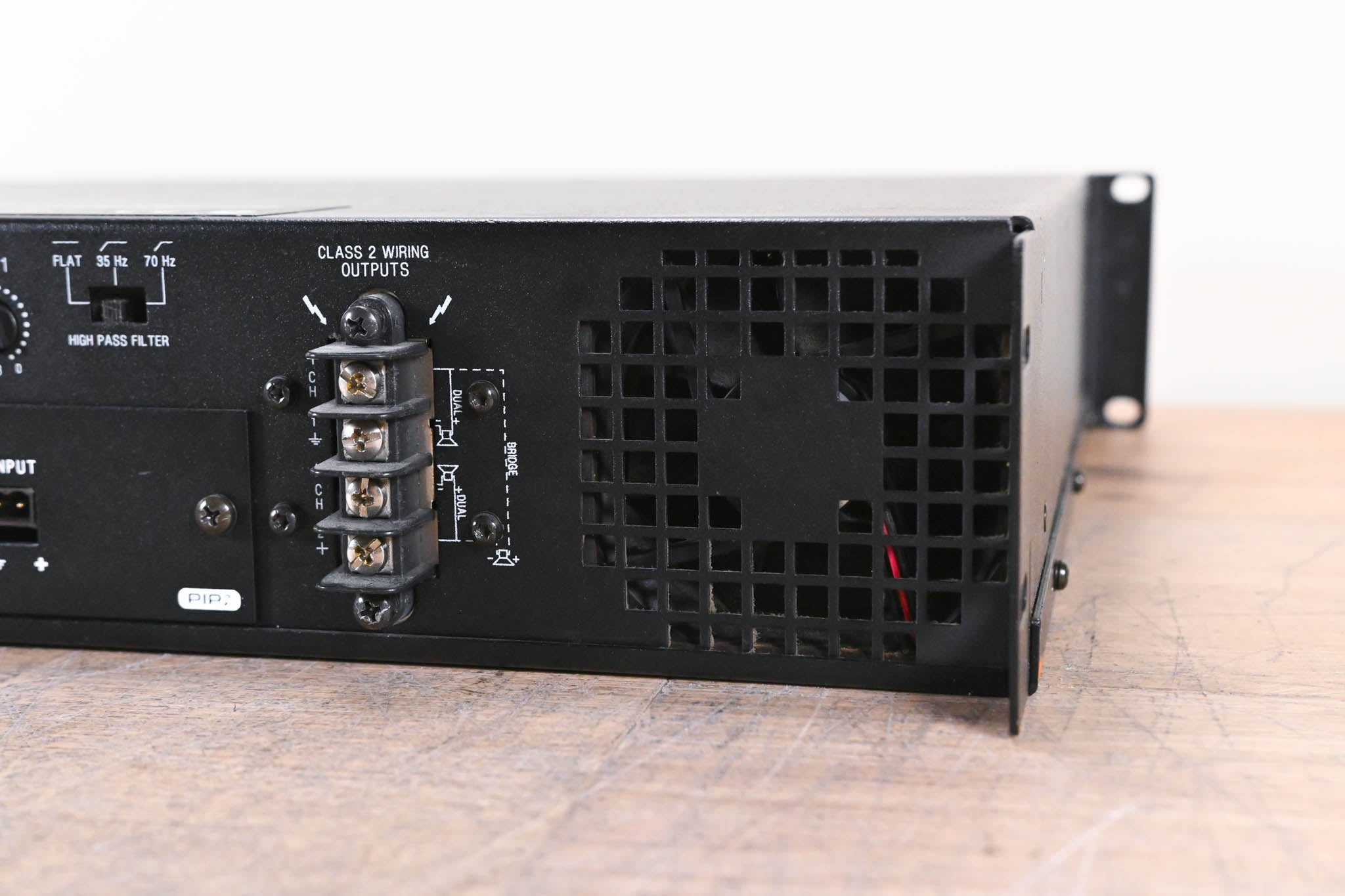 Crown CTs 3000 2-Channel Power Amplifier