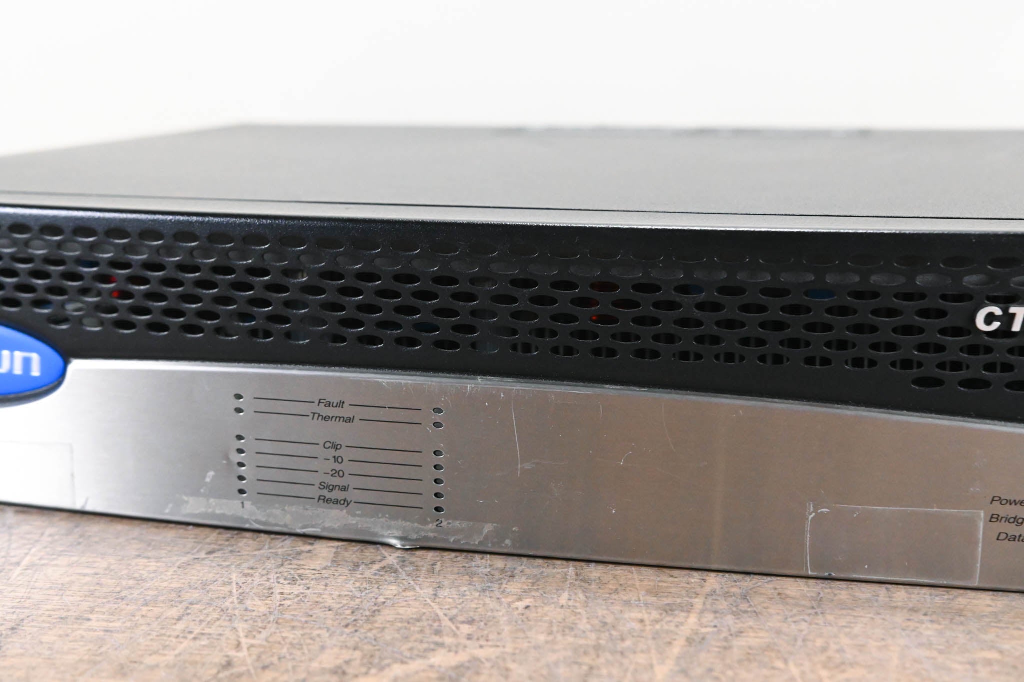 Crown CTs 600 2-Channel Power Amplifier