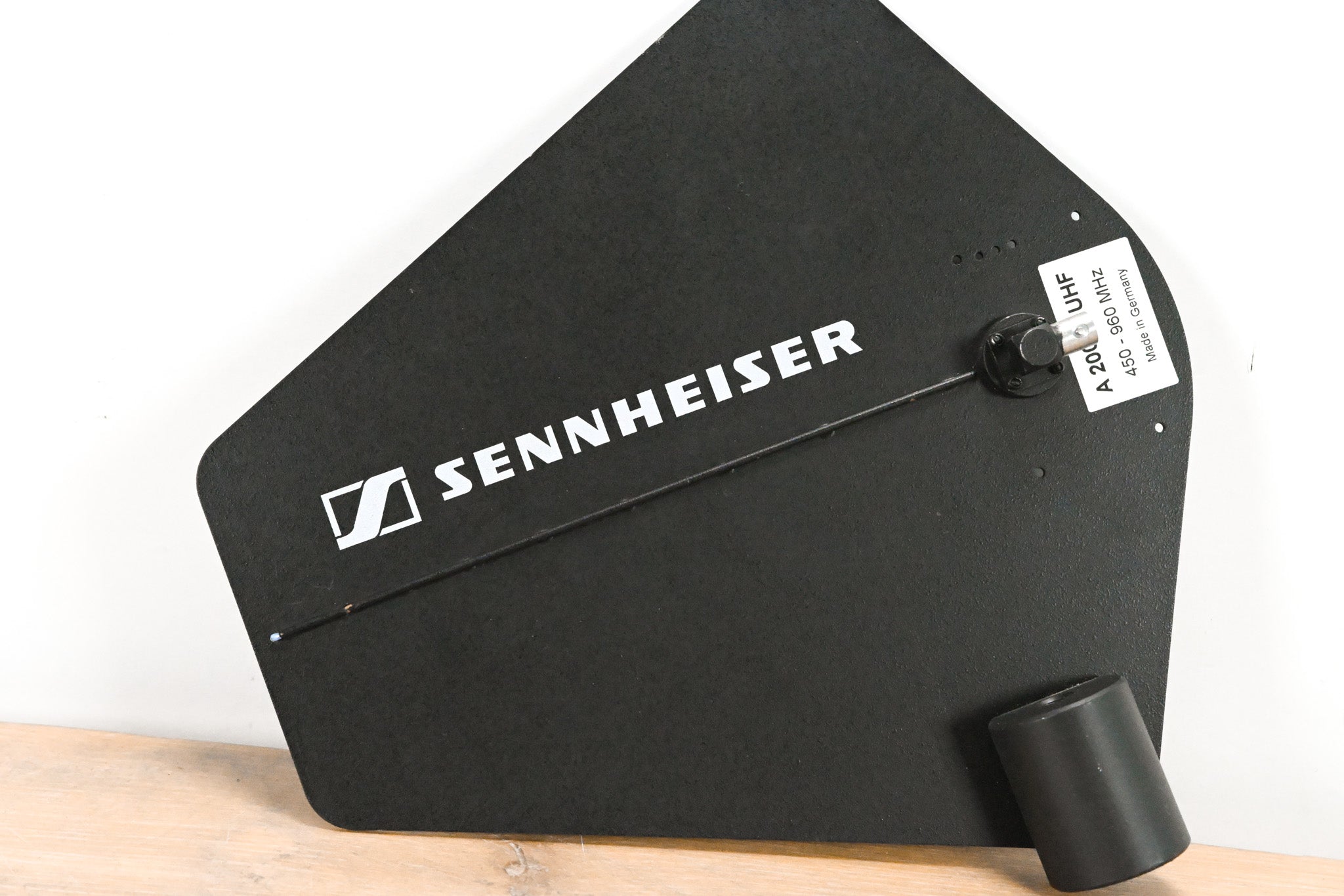 Sennheiser A-2003-UHF Passive Directional Antenna - 450-960 MHz