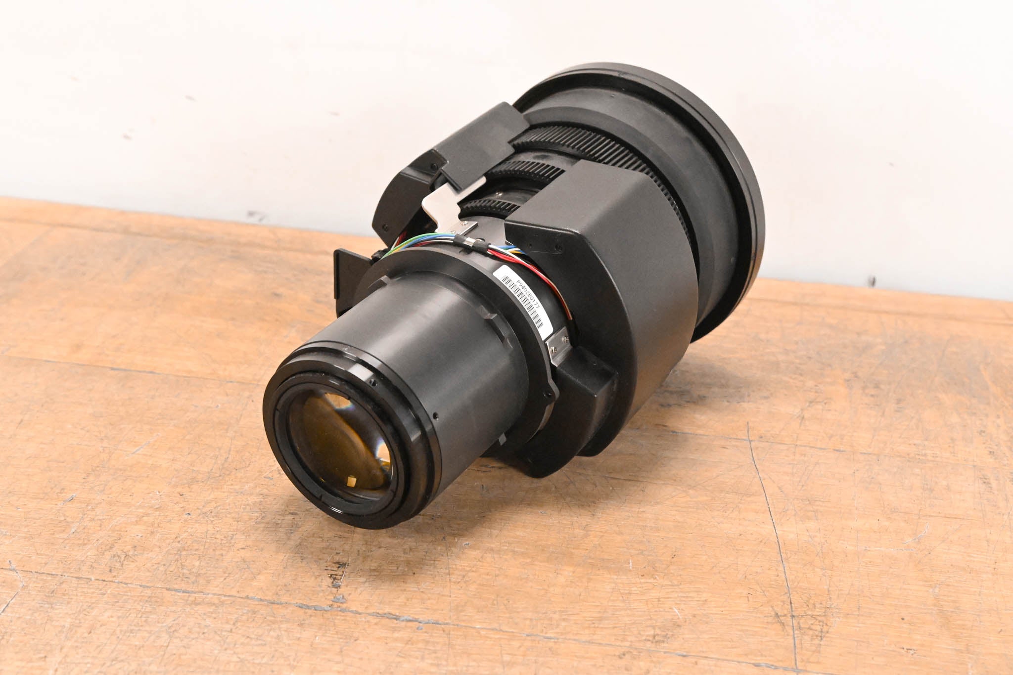 Epson ELPLU04 Short-Throw Zoom Lens #2