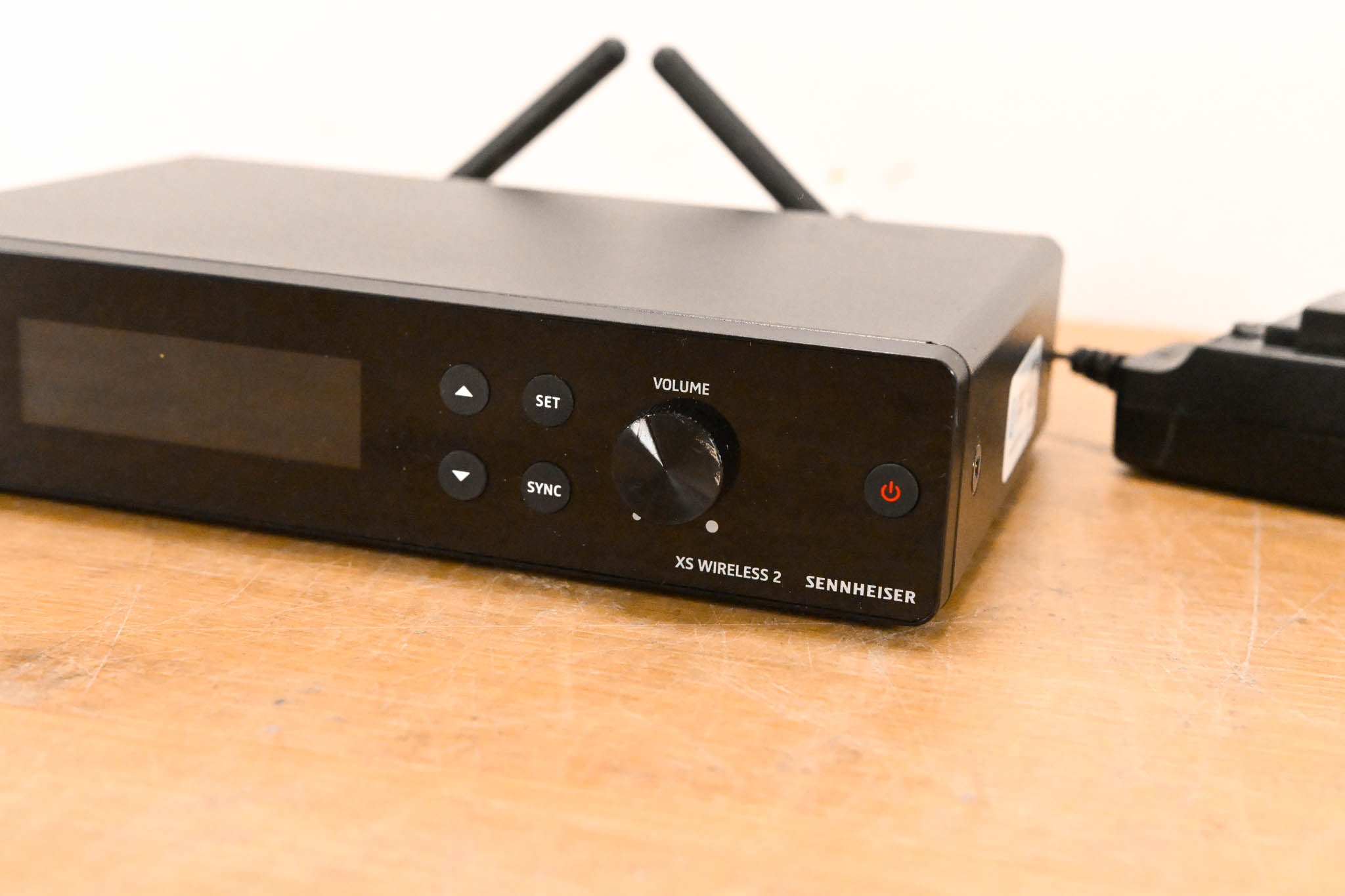 Sennheiser XSW 2-835 Wireless Handheld Microphone System - 548-572 MHz
