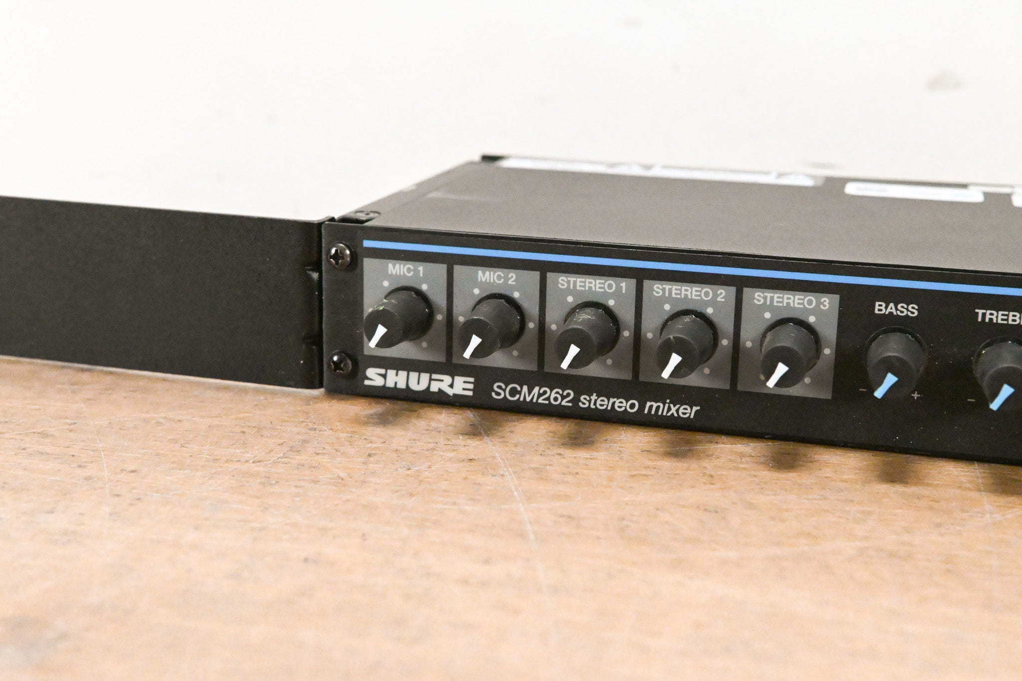 Shure SCM262 Stereo Microphone Mixer