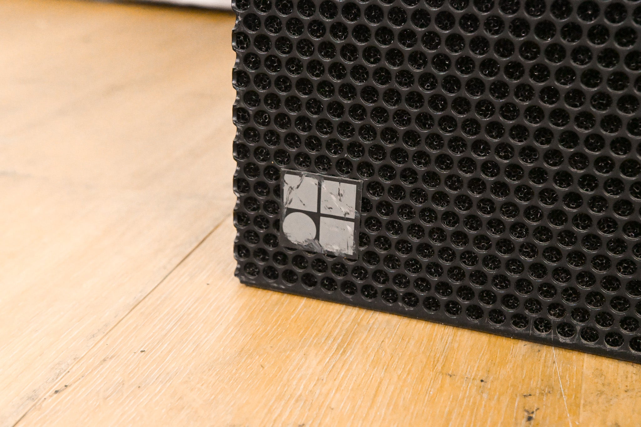 d&b audiotechnik Qi-10 2-Way Passive Installation Loudspeaker